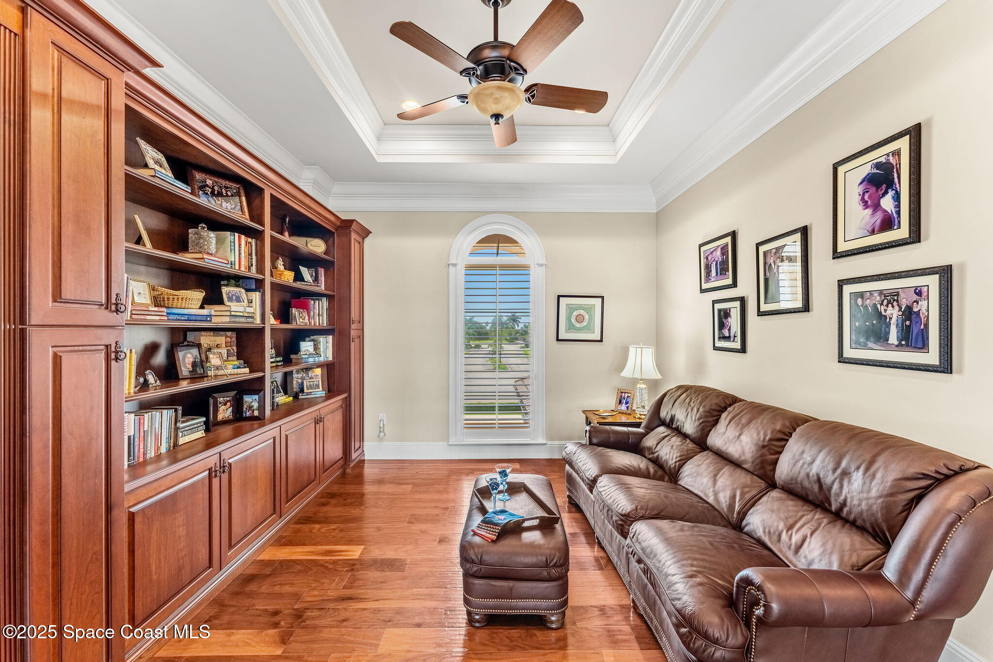 257 Lansing Island Drive