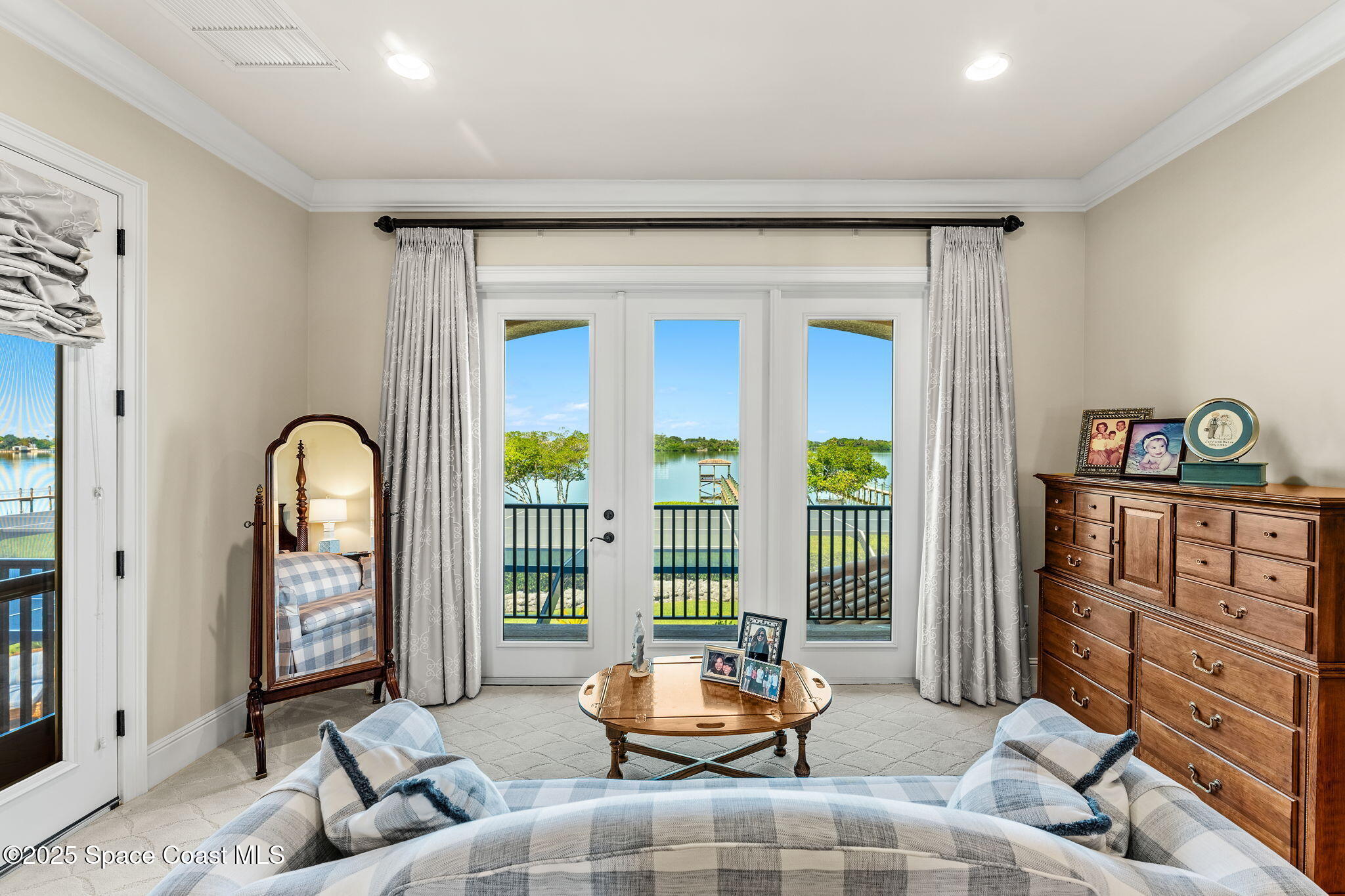 257 Lansing Island Drive