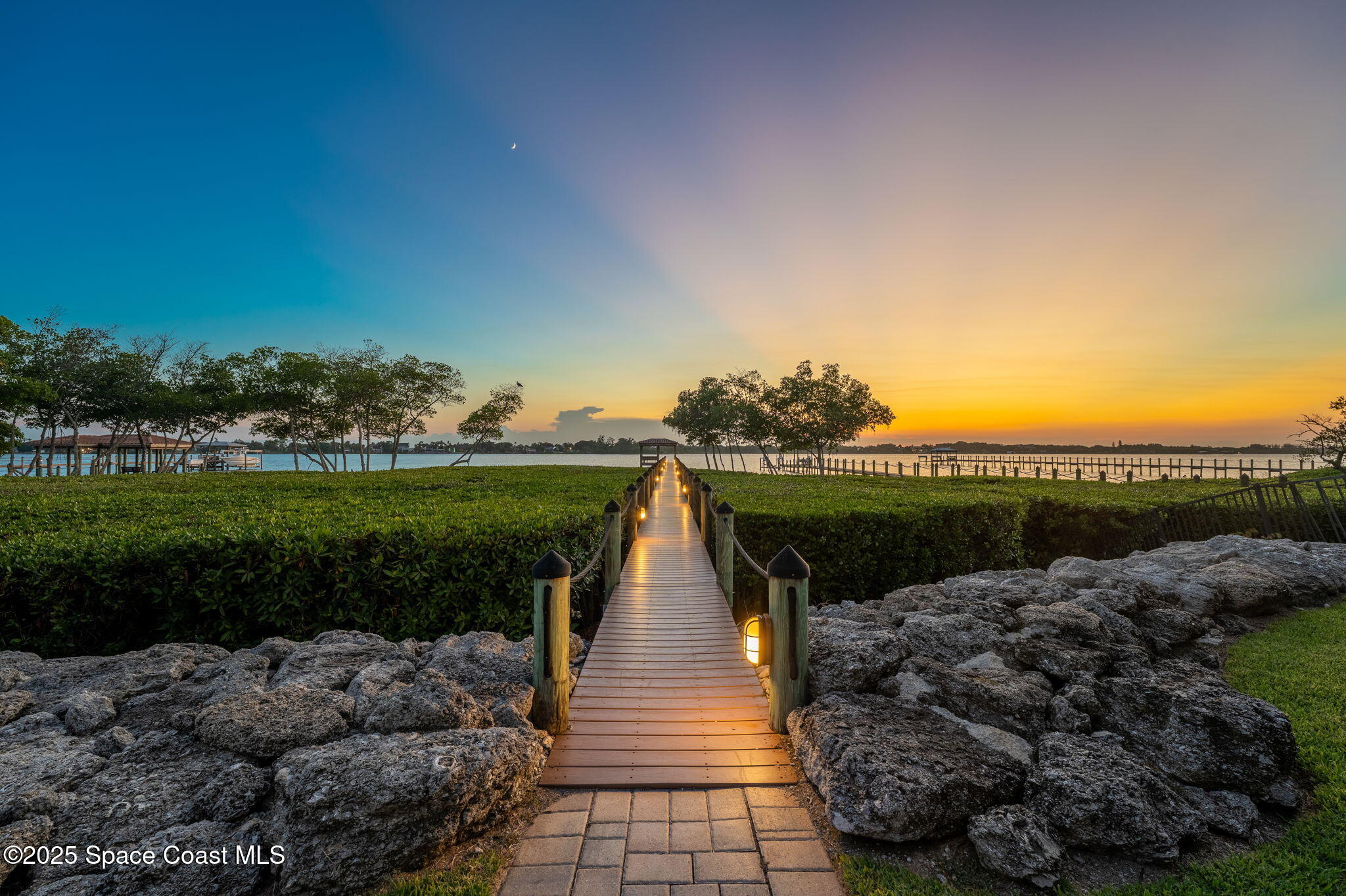 257 Lansing Island Drive