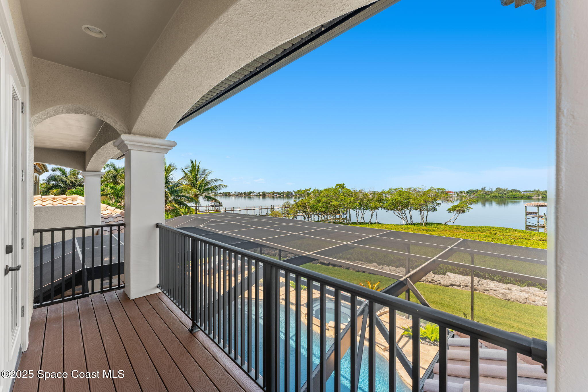 257 Lansing Island Drive