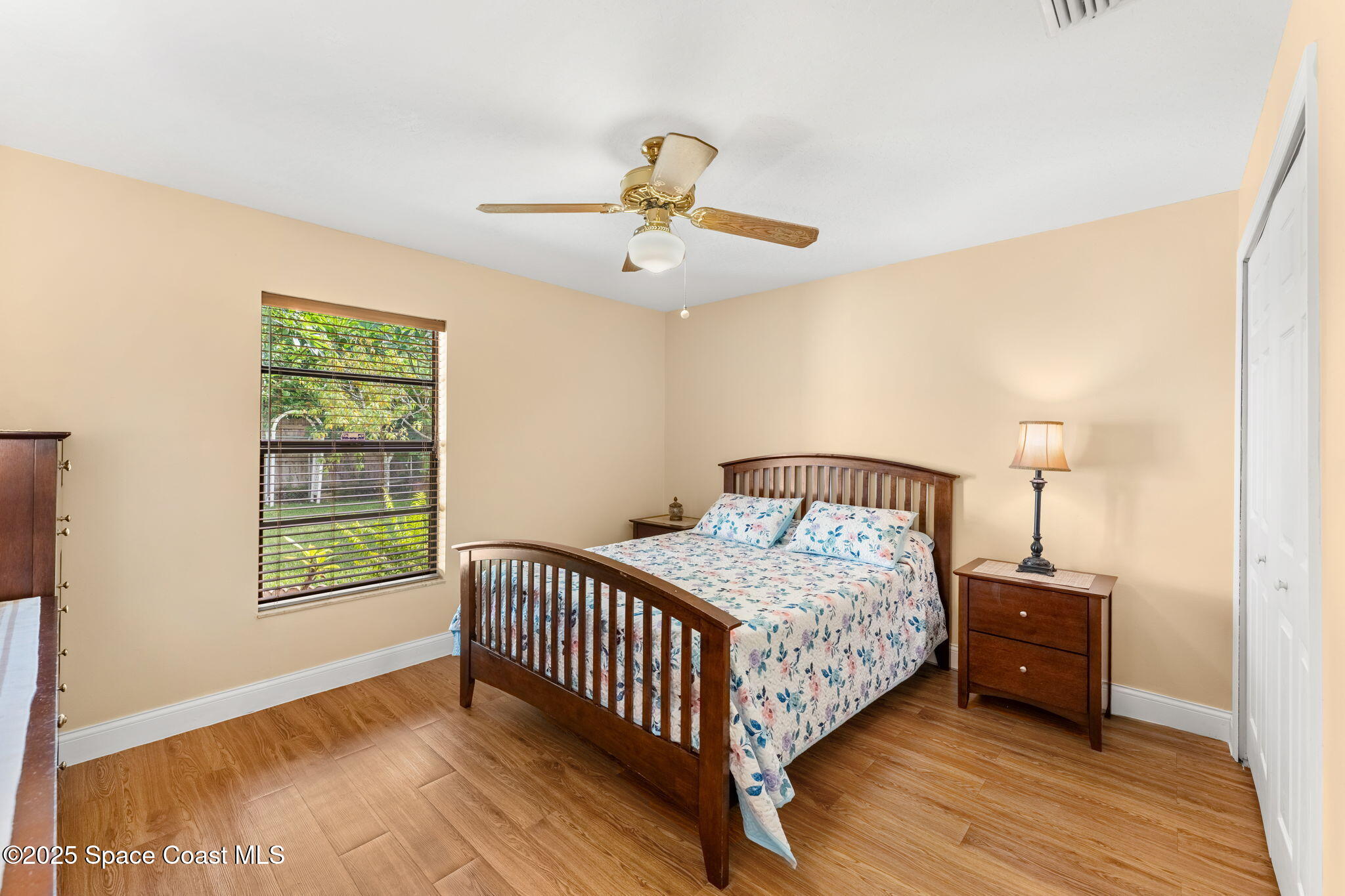 299 Cinnamon Lake Circle