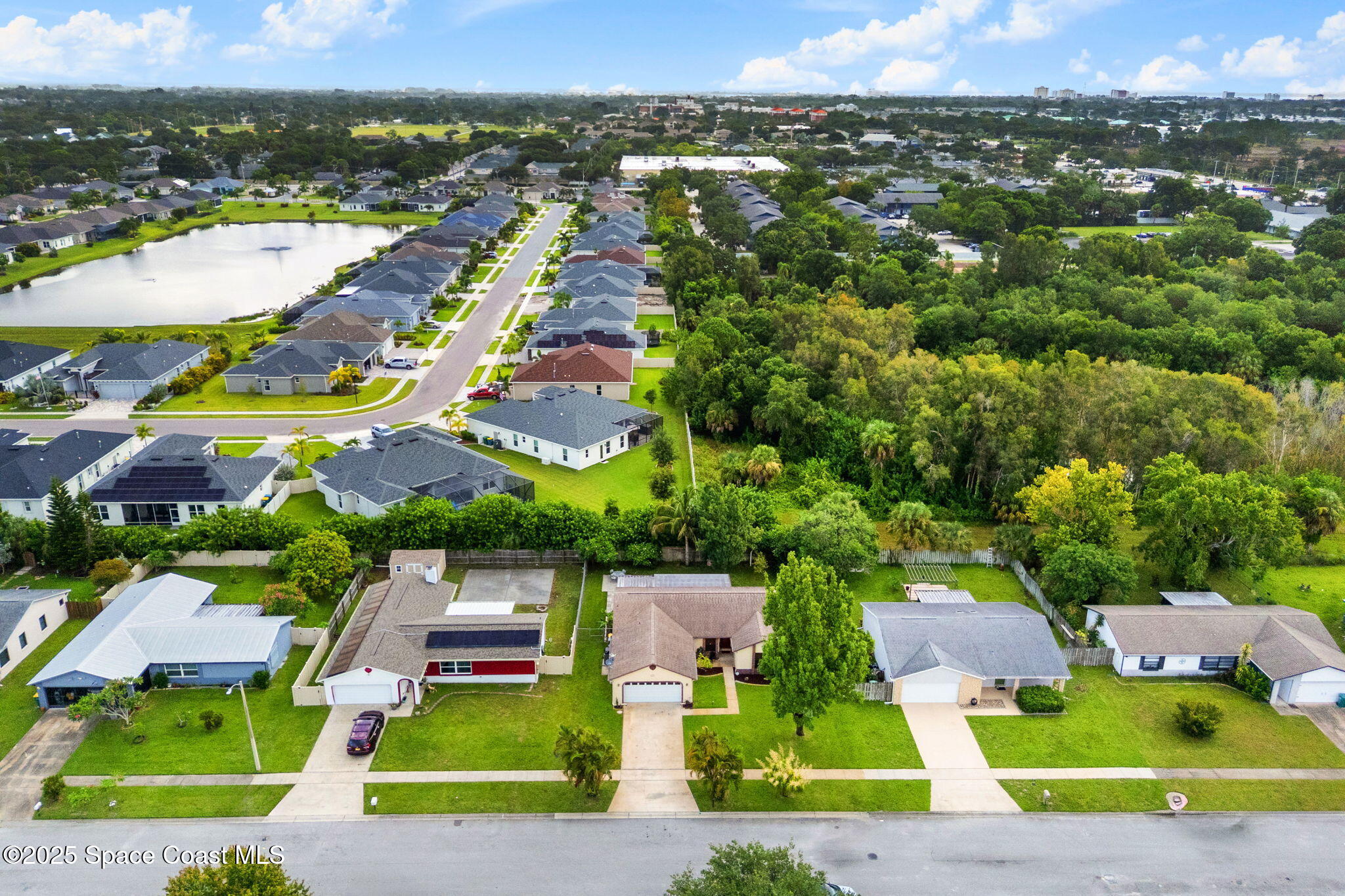 299 Cinnamon Lake Circle