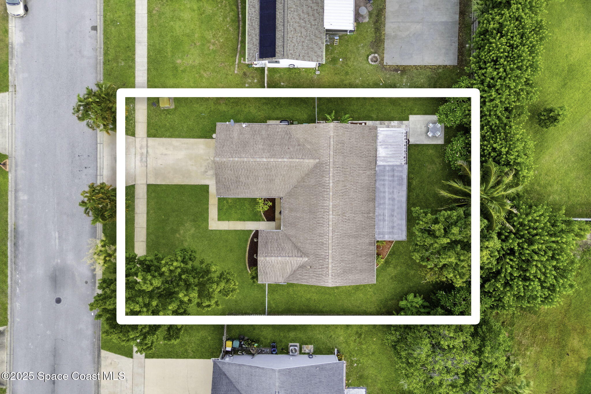 299 Cinnamon Lake Circle