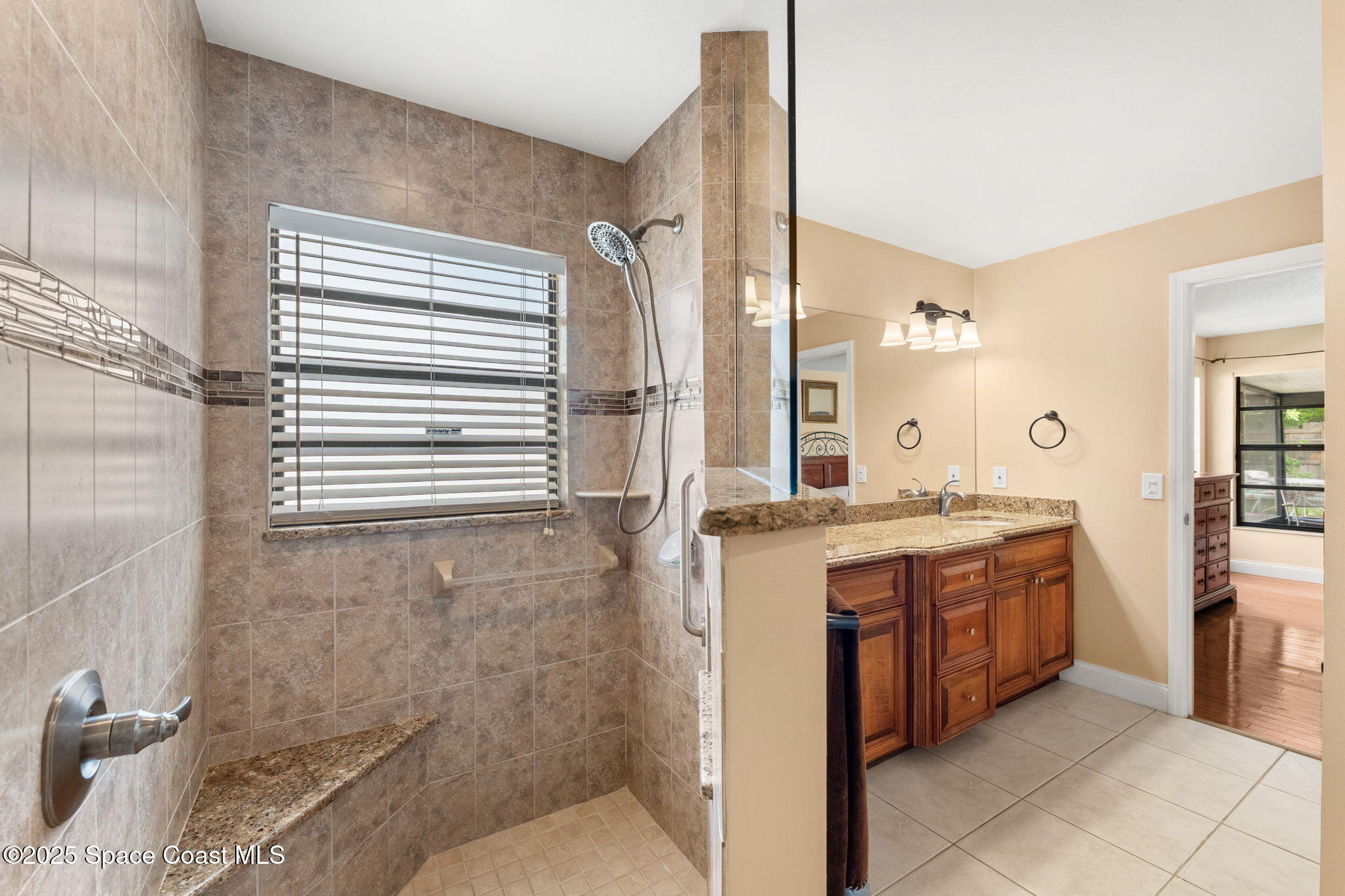 299 Cinnamon Lake Circle