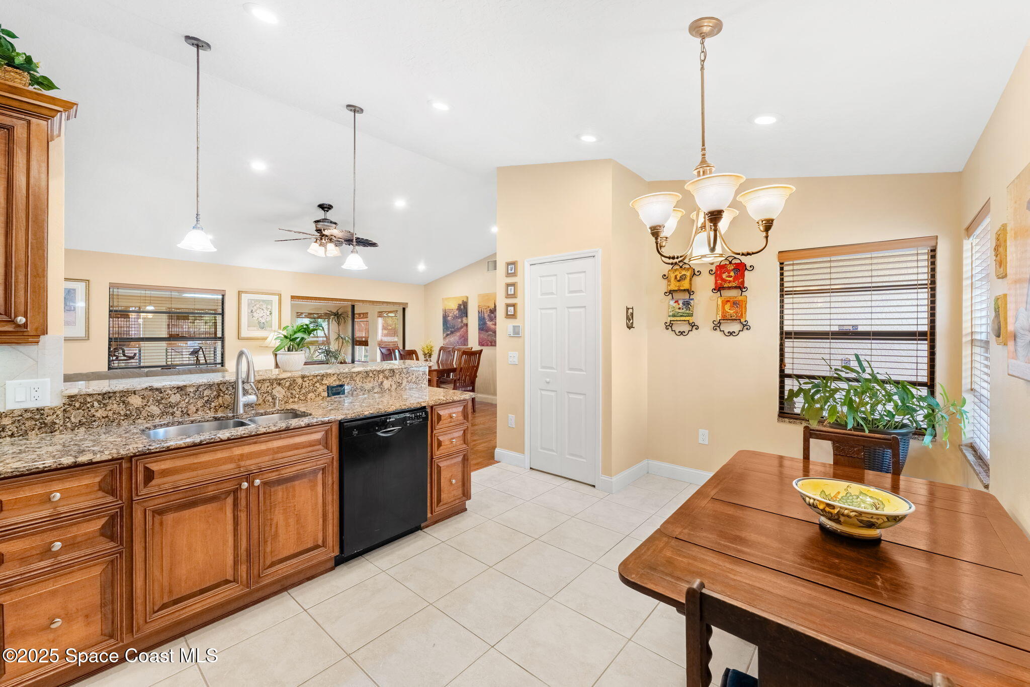 299 Cinnamon Lake Circle