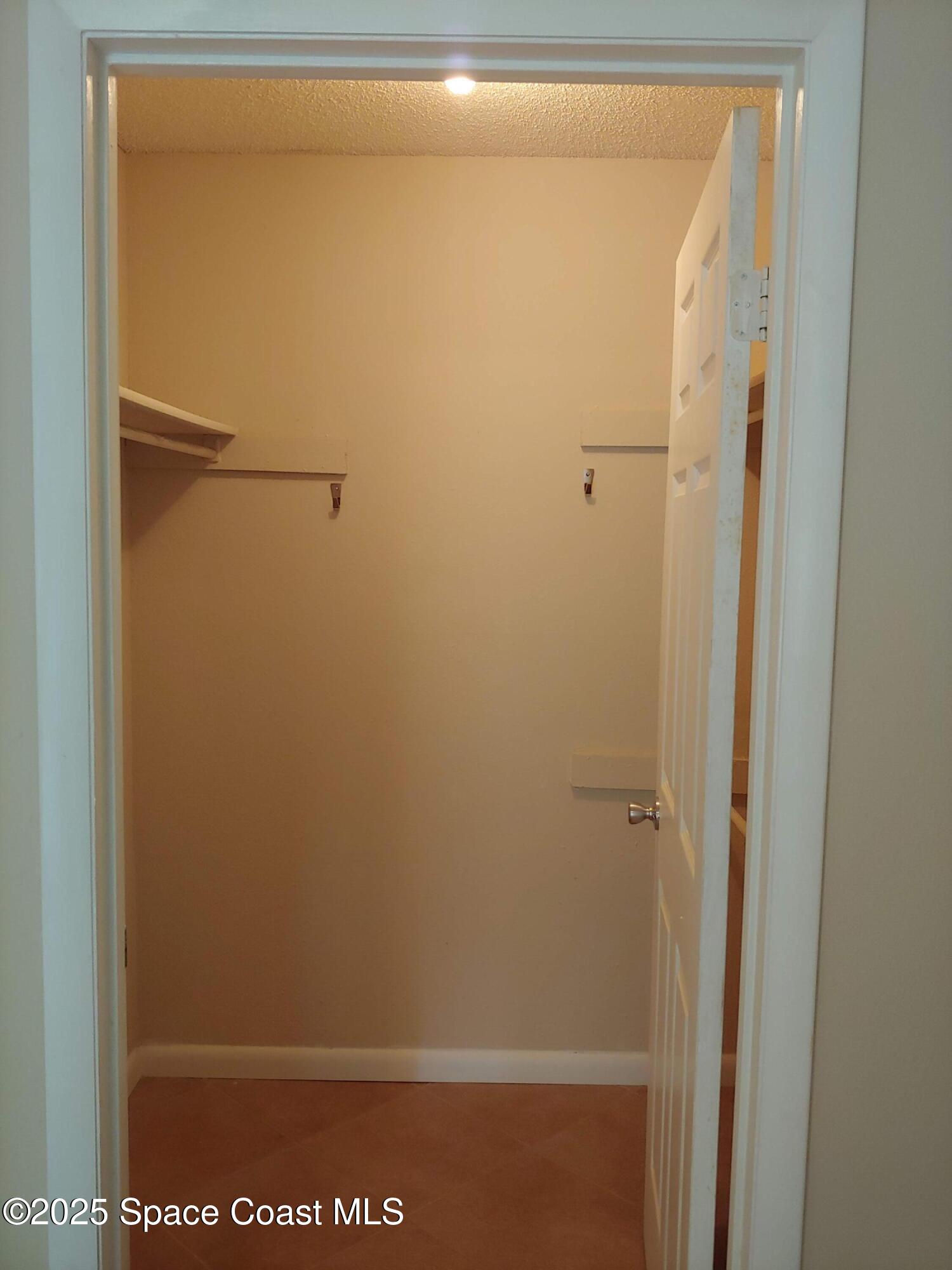 225 S Tropical Trail 914