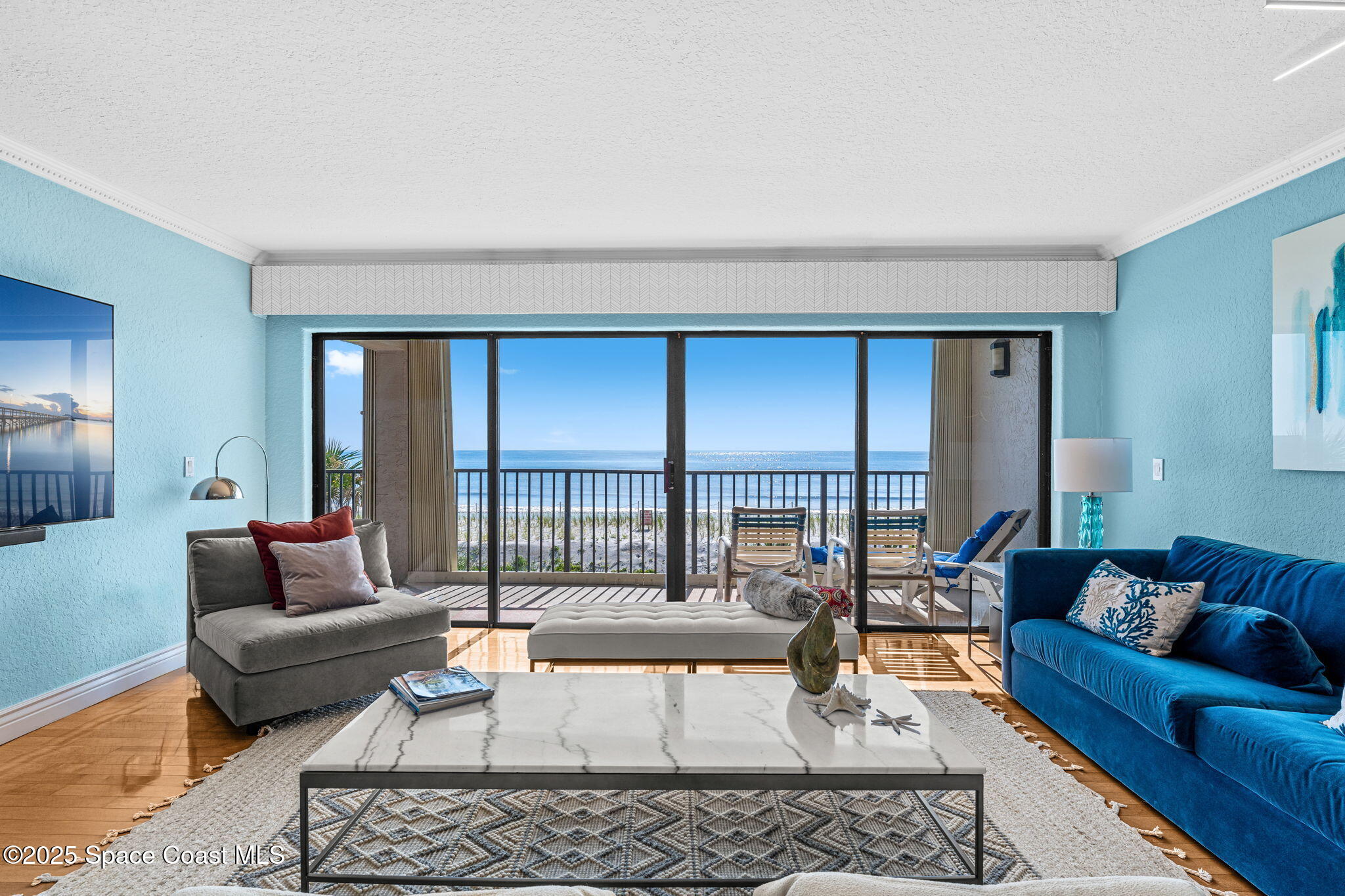 175 Highway A1a, 209