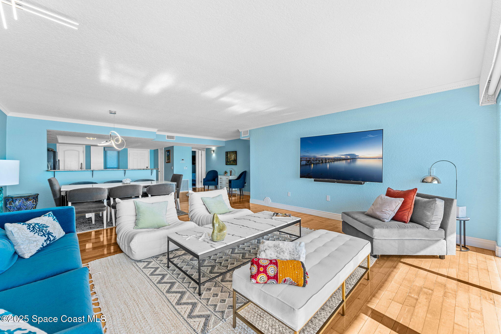 175 Highway A1a, 209