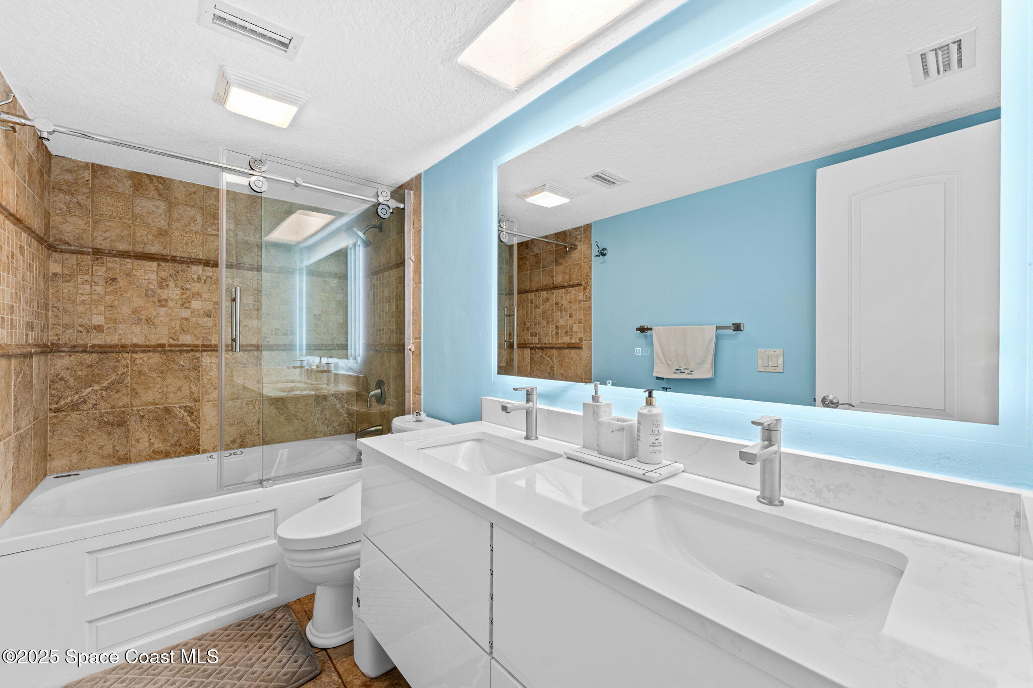 175 Highway A1a, 209