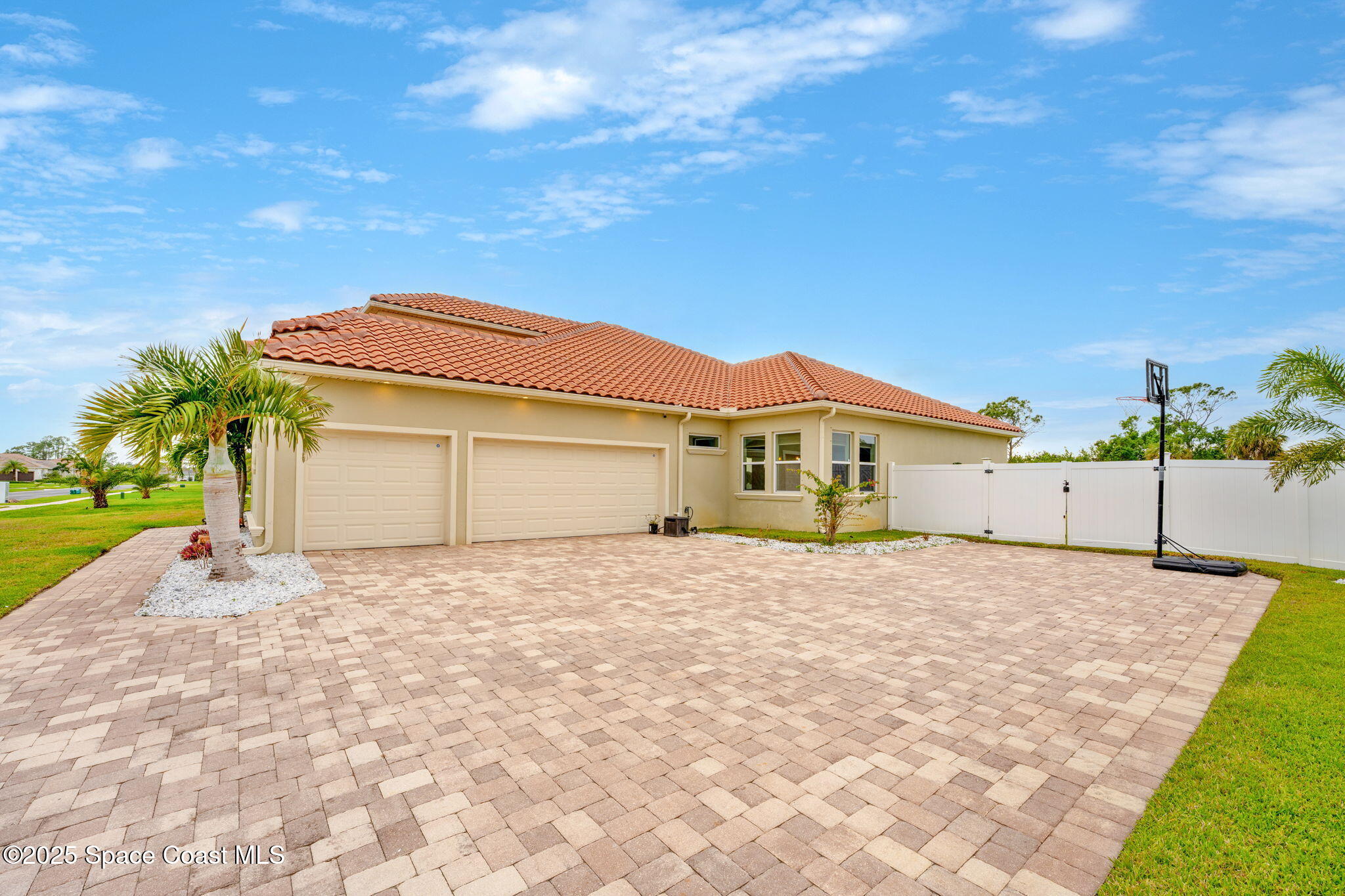3887 Province Drive