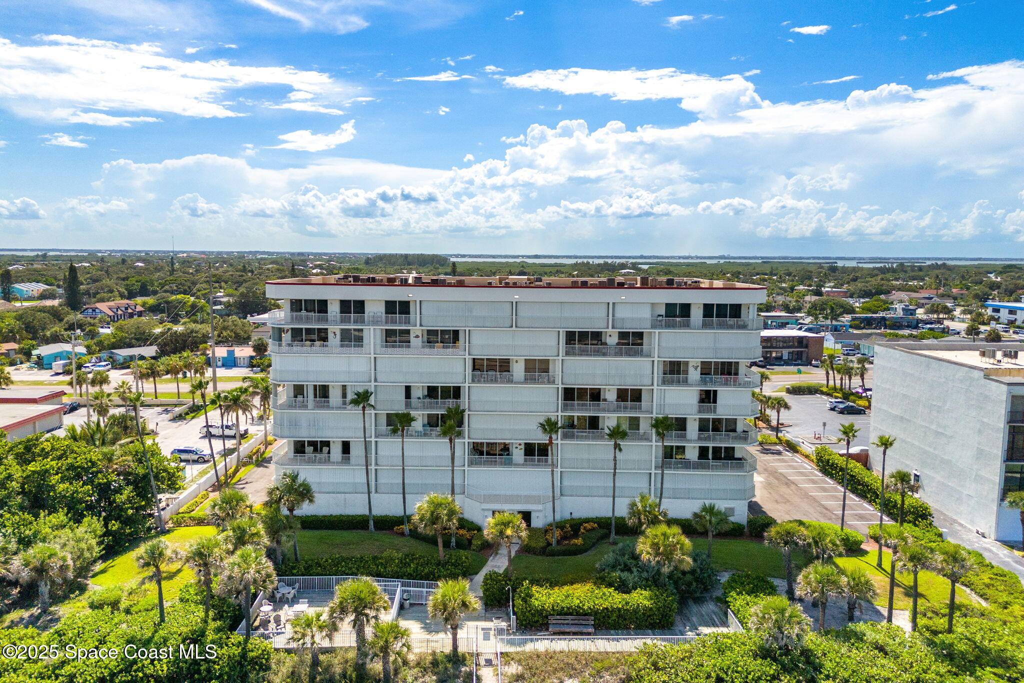 301 N Atlantic Avenue, 401