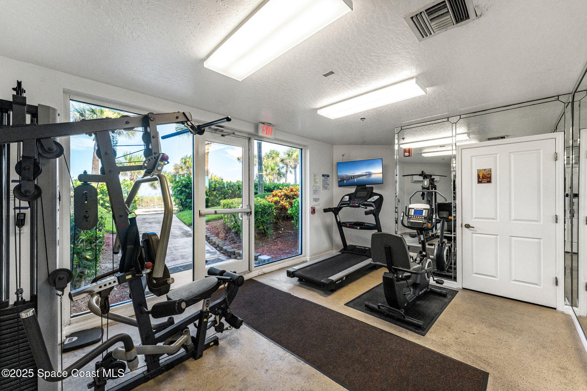 301 N Atlantic Avenue, 401