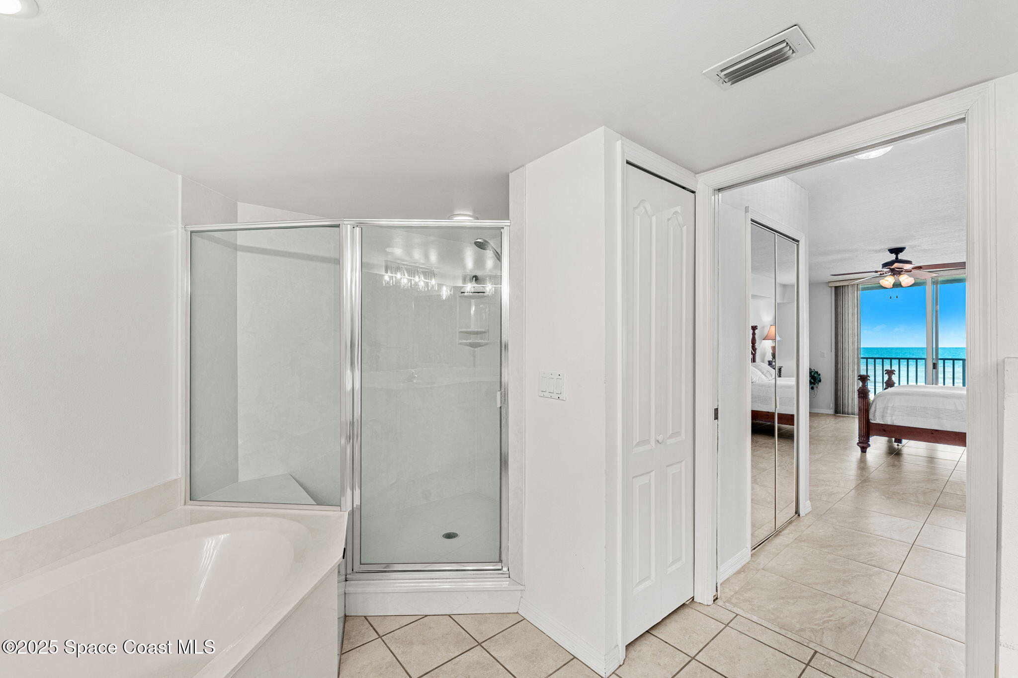 301 N Atlantic Avenue, 401