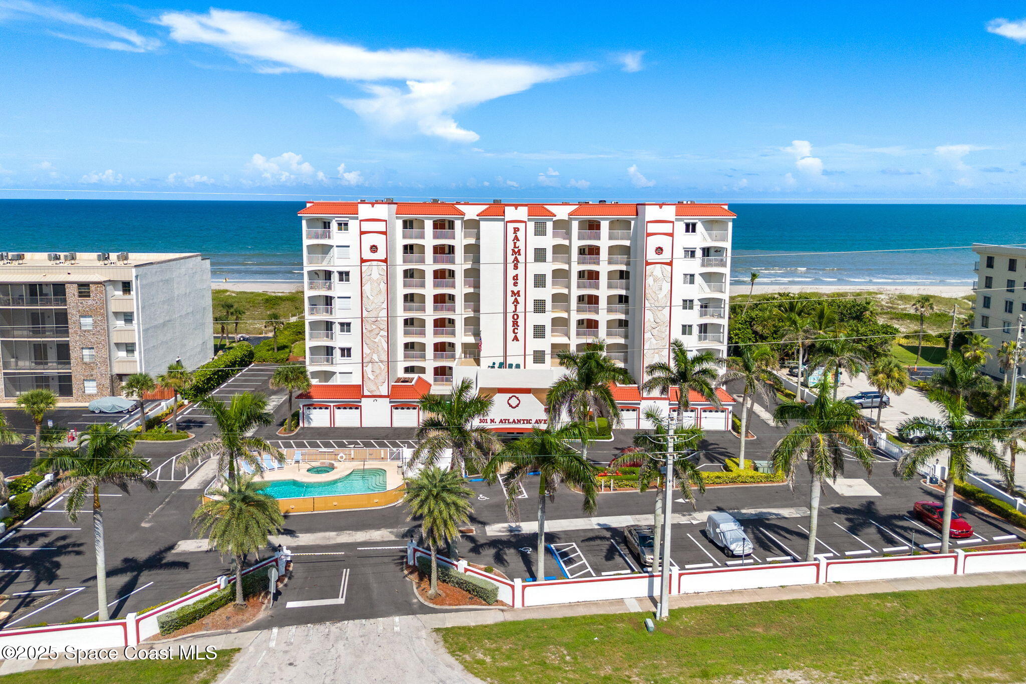301 N Atlantic Avenue, 401