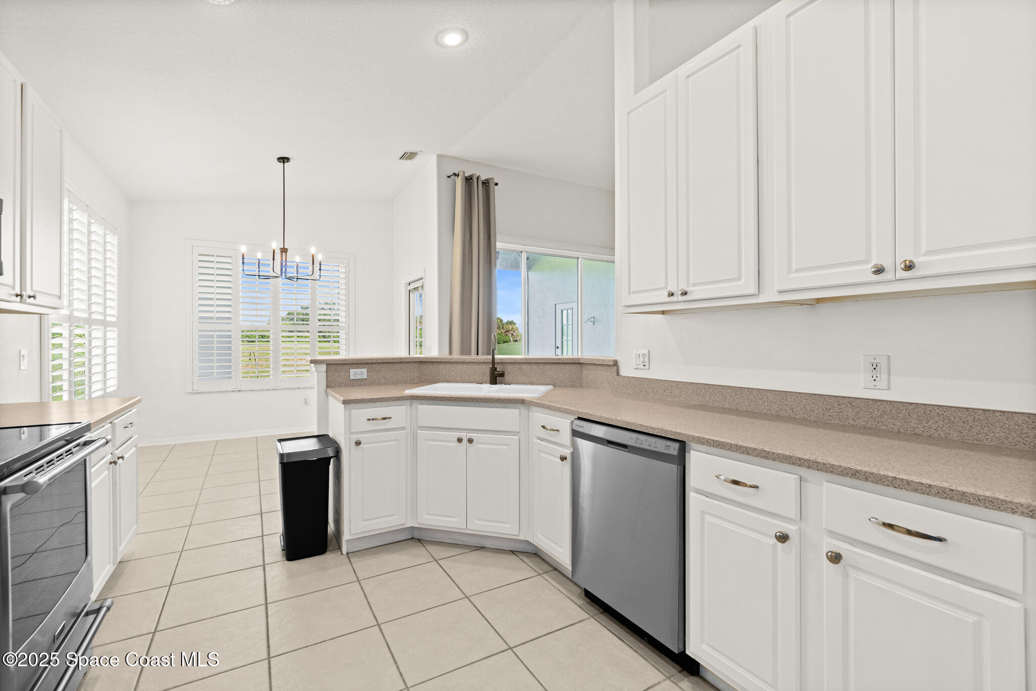 4912 Worthington Circle