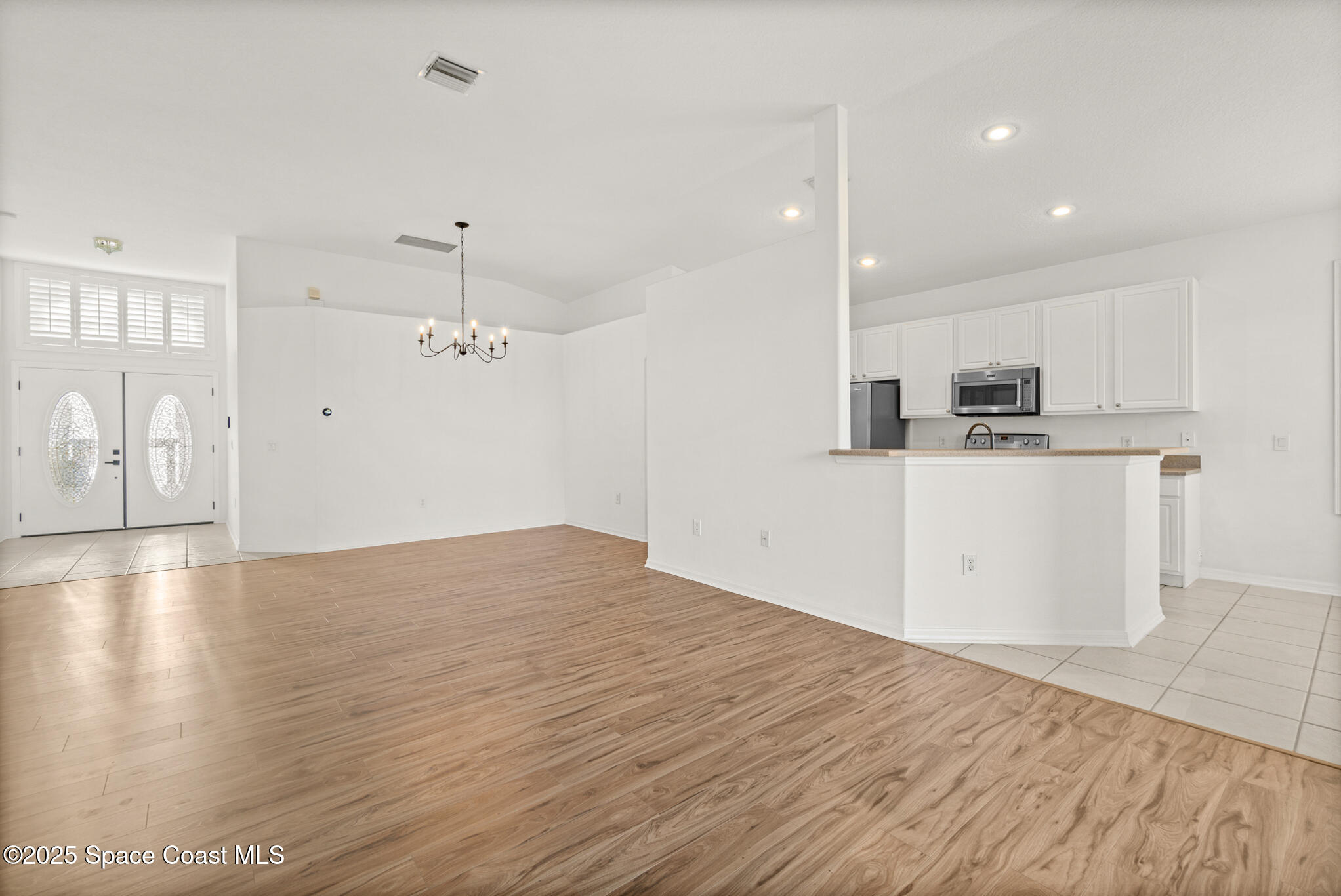 4912 Worthington Circle