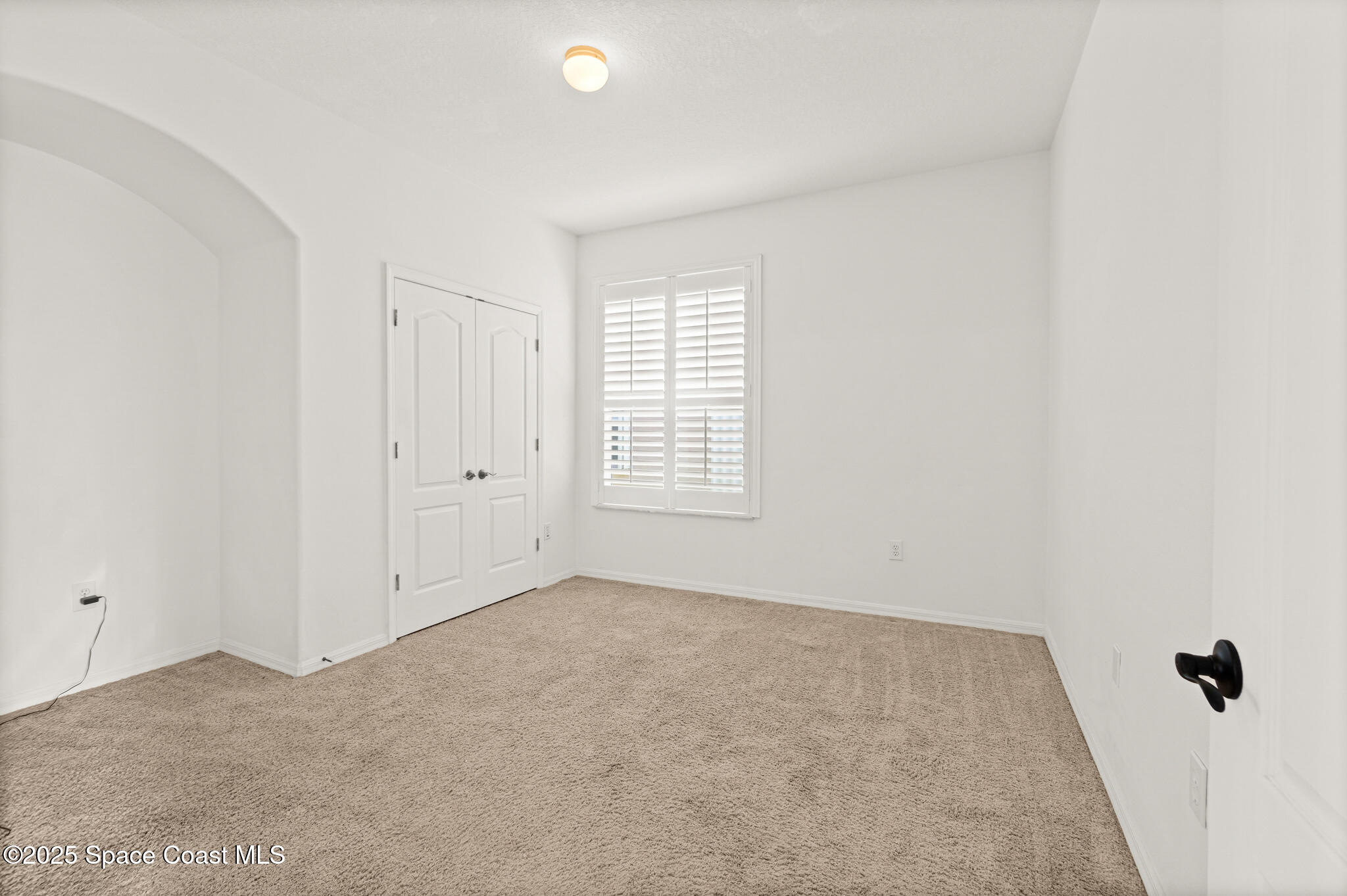 4912 Worthington Circle