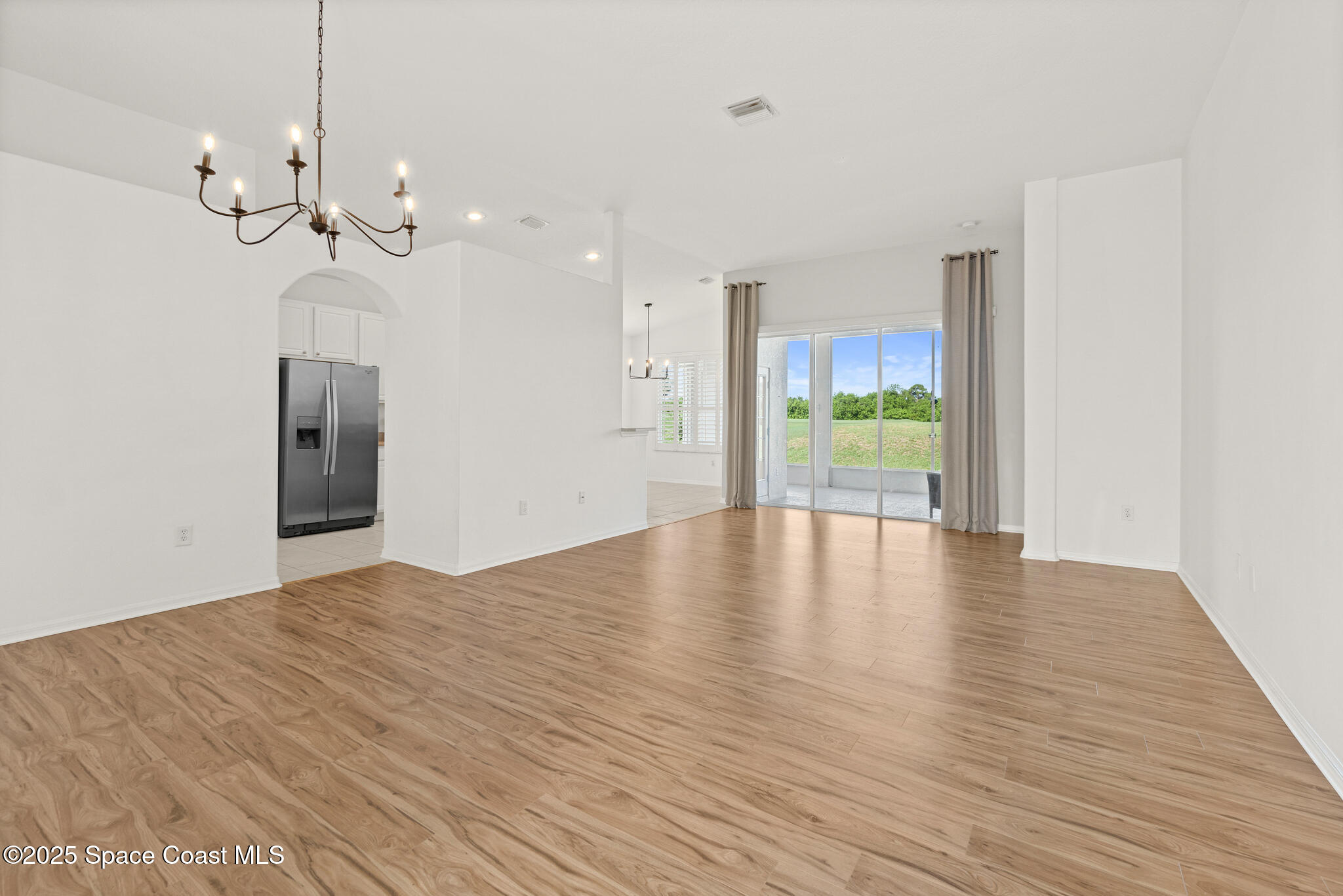 4912 Worthington Circle