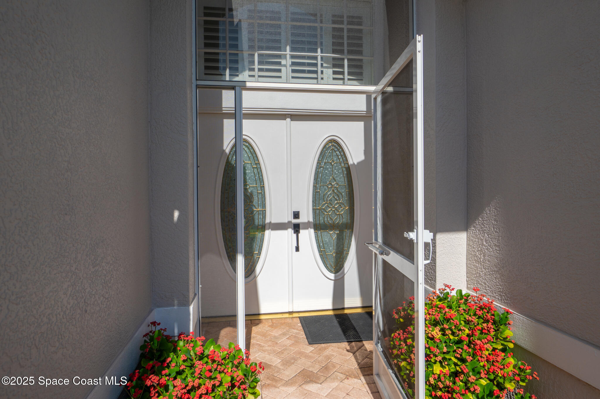 4912 Worthington Circle