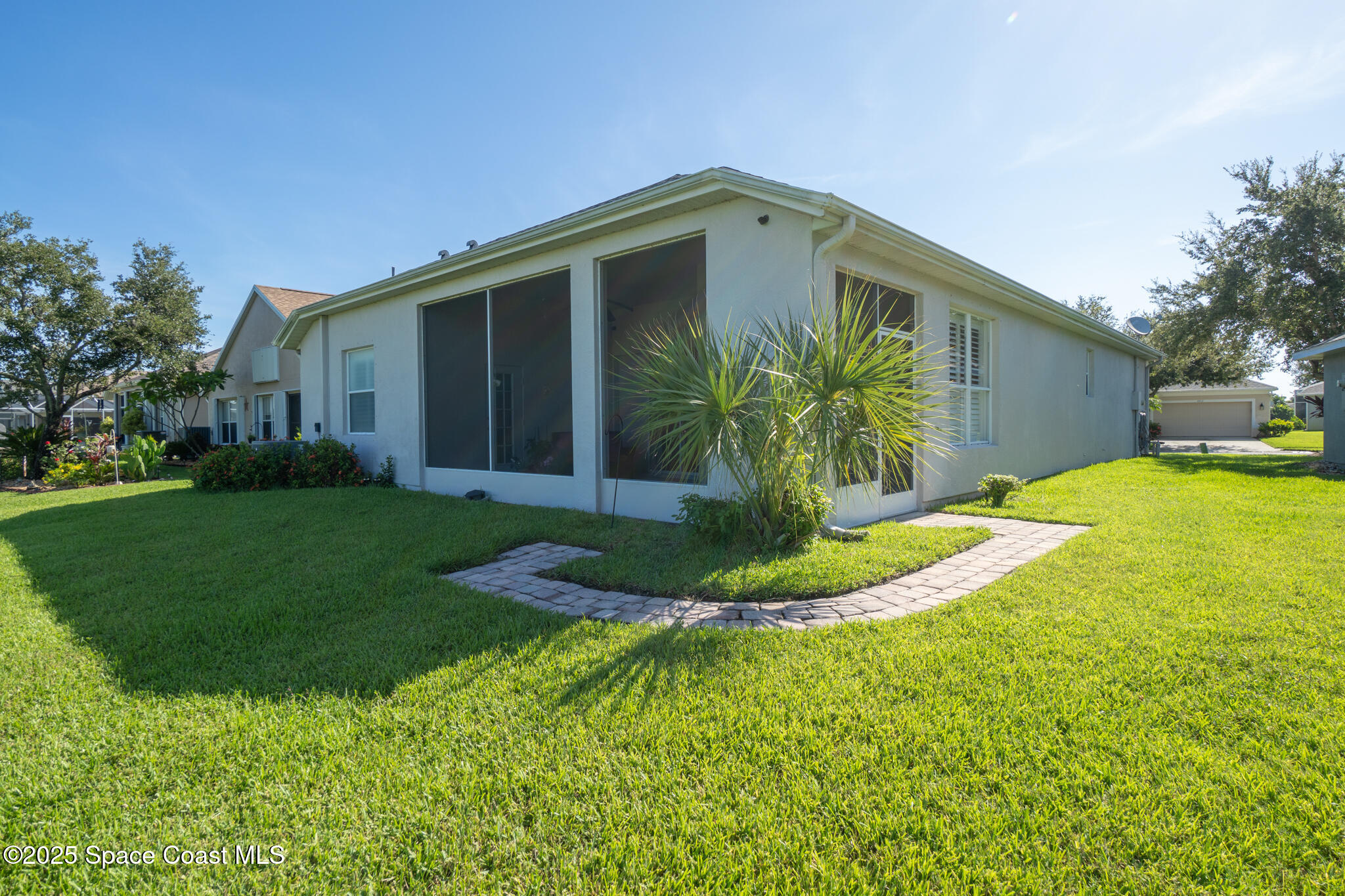 4912 Worthington Circle