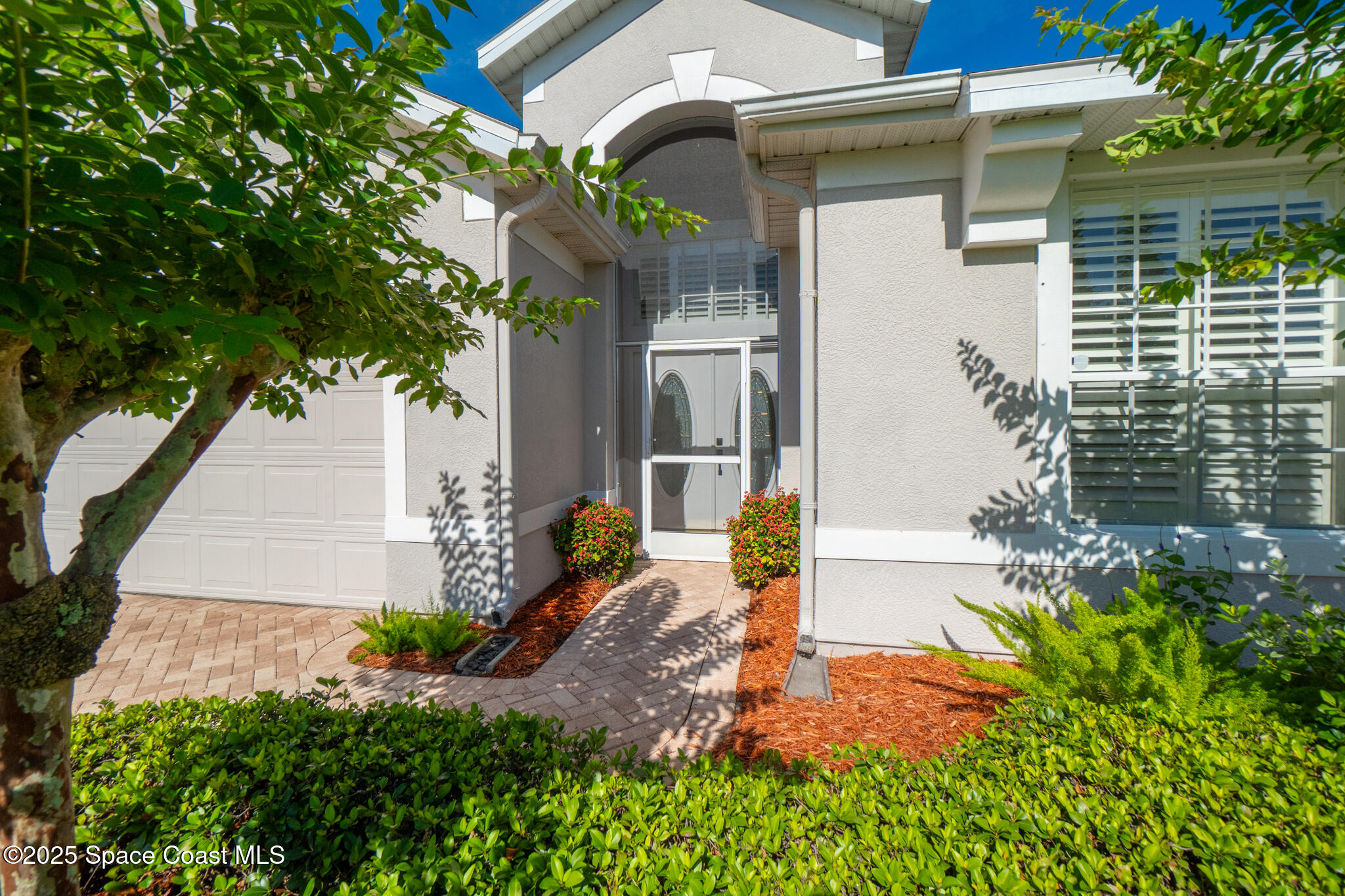 4912 Worthington Circle