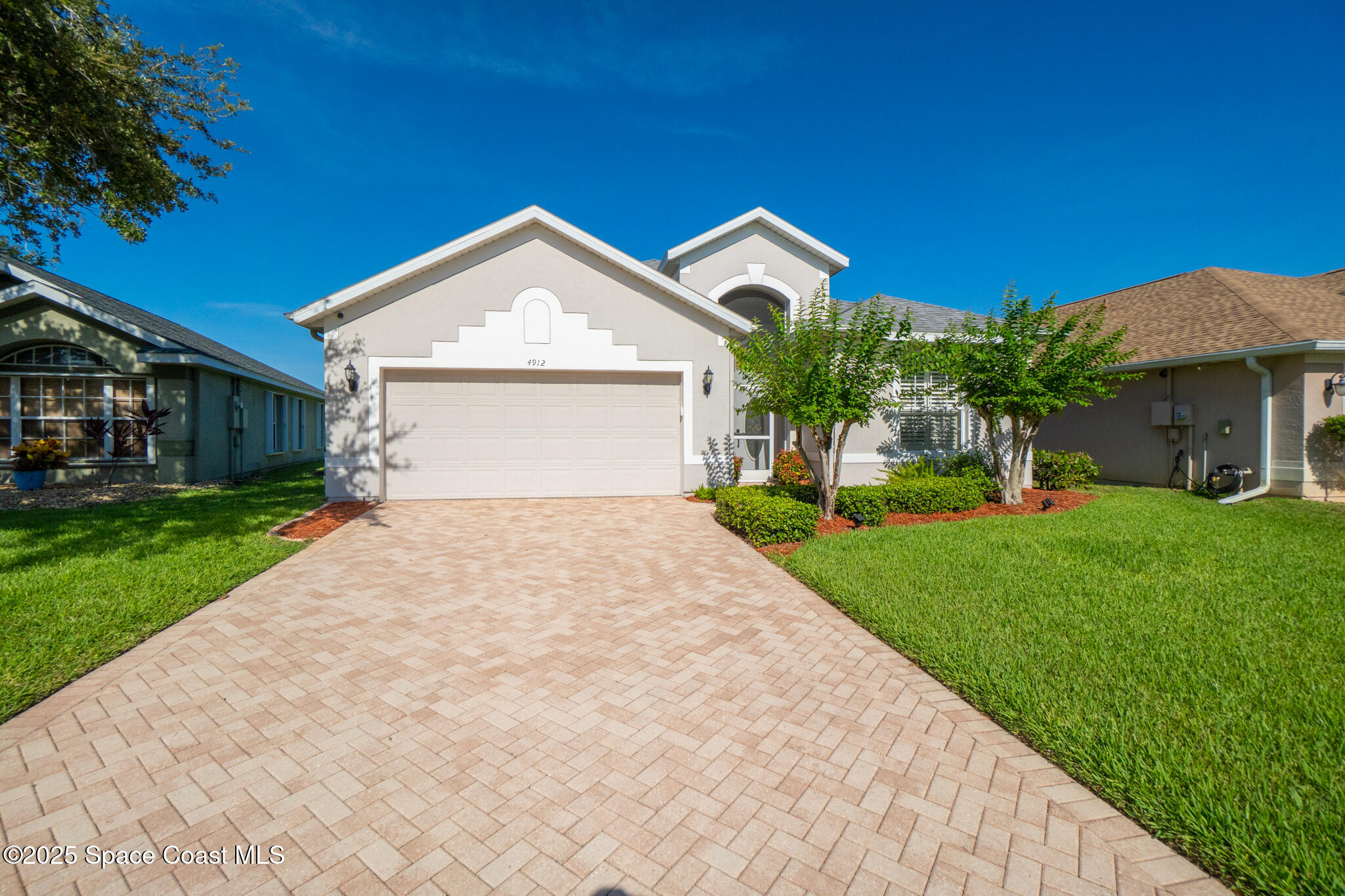 4912 Worthington Circle