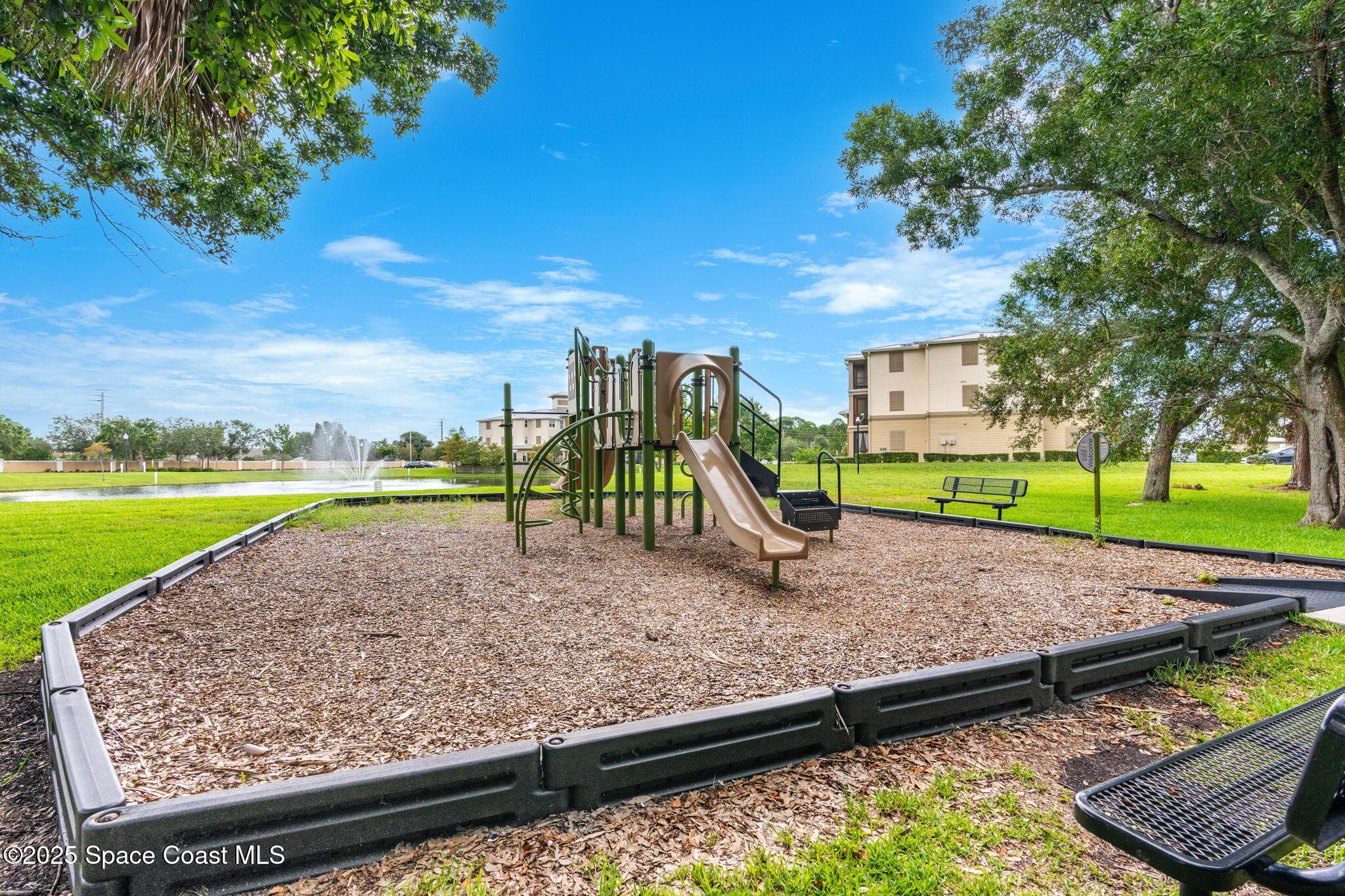 1576 Peregrine Circle, 109