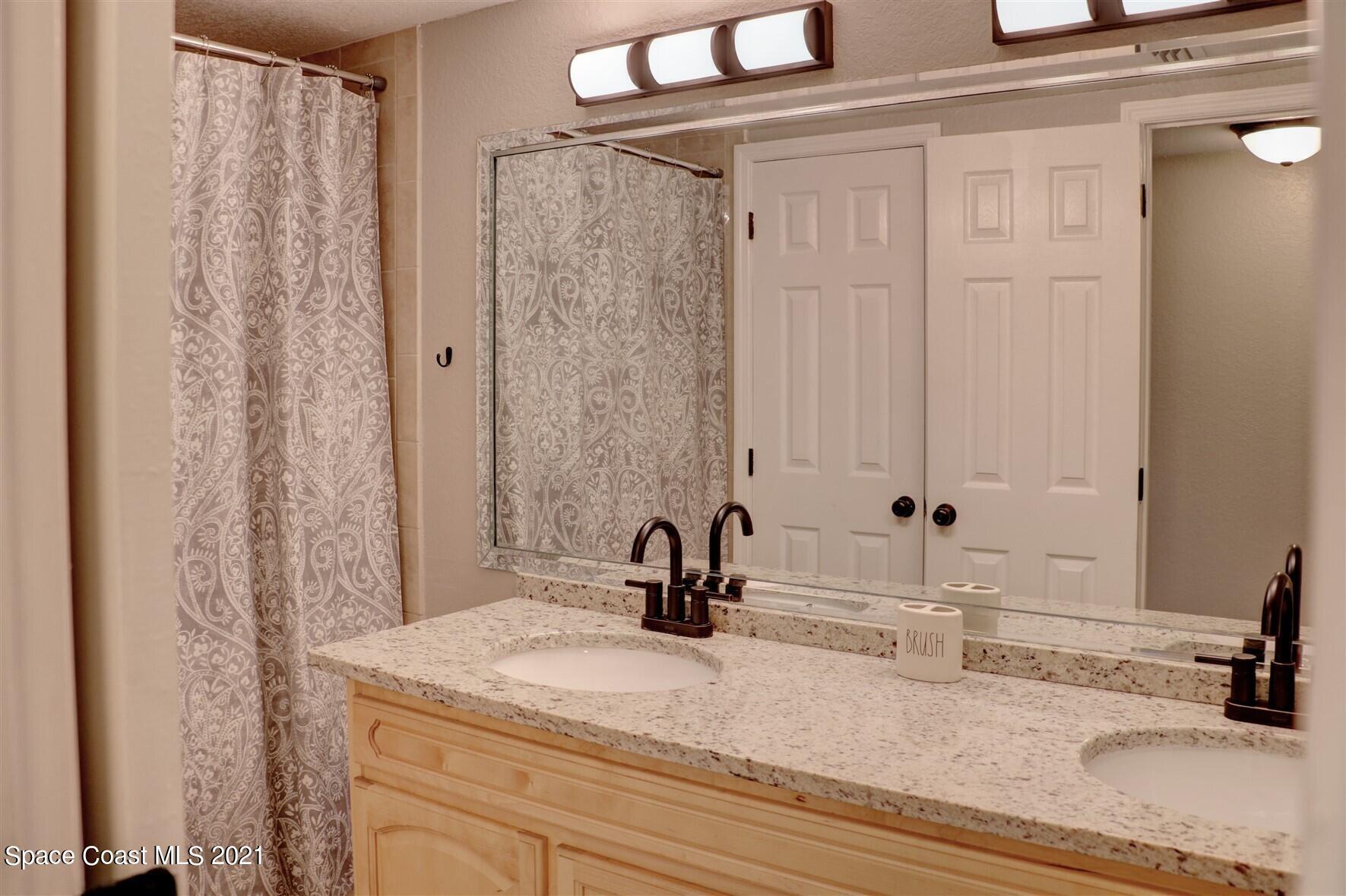 130 Roosevelt Avenue 106