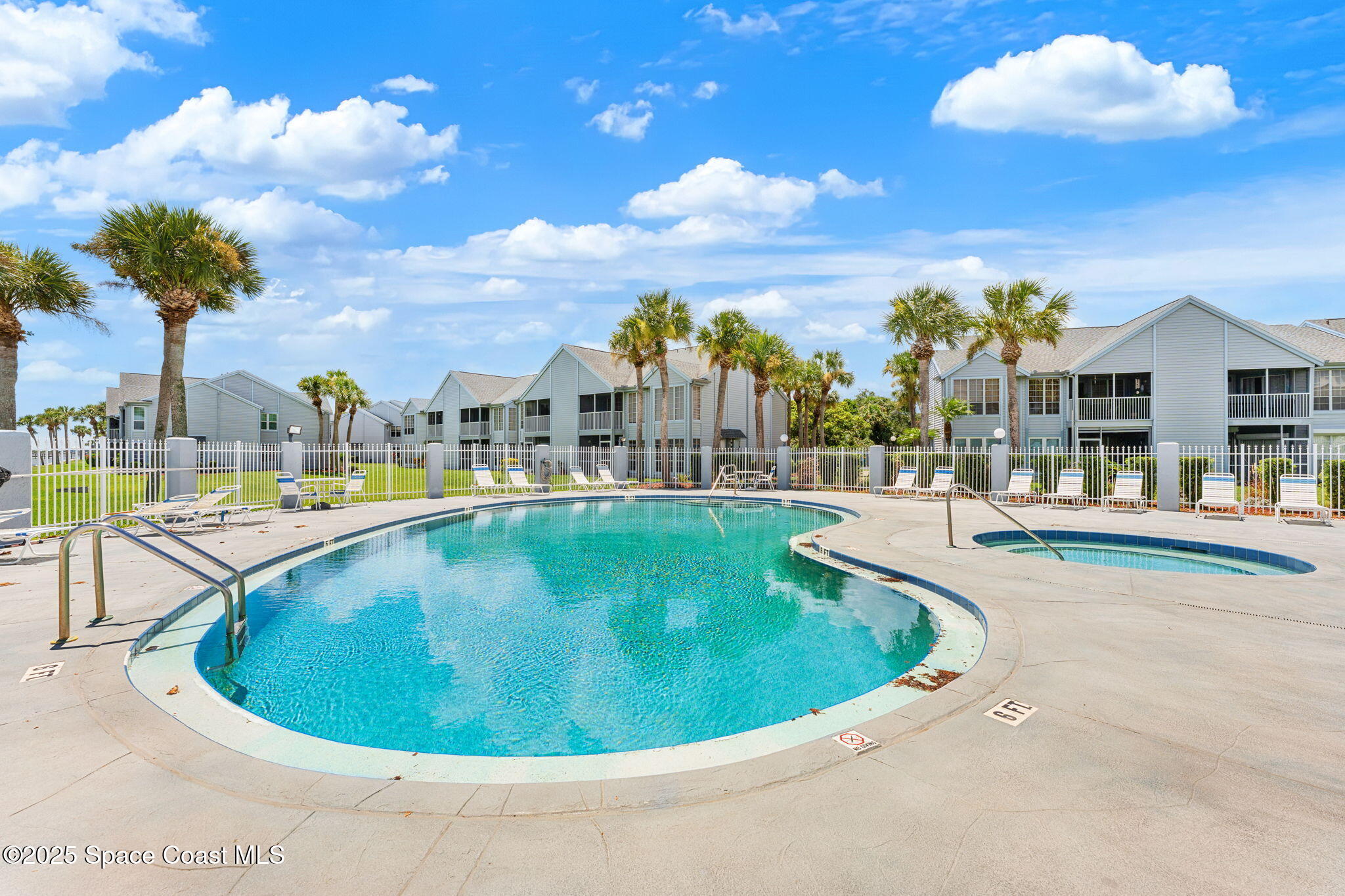 7350 N Highway 1, 201