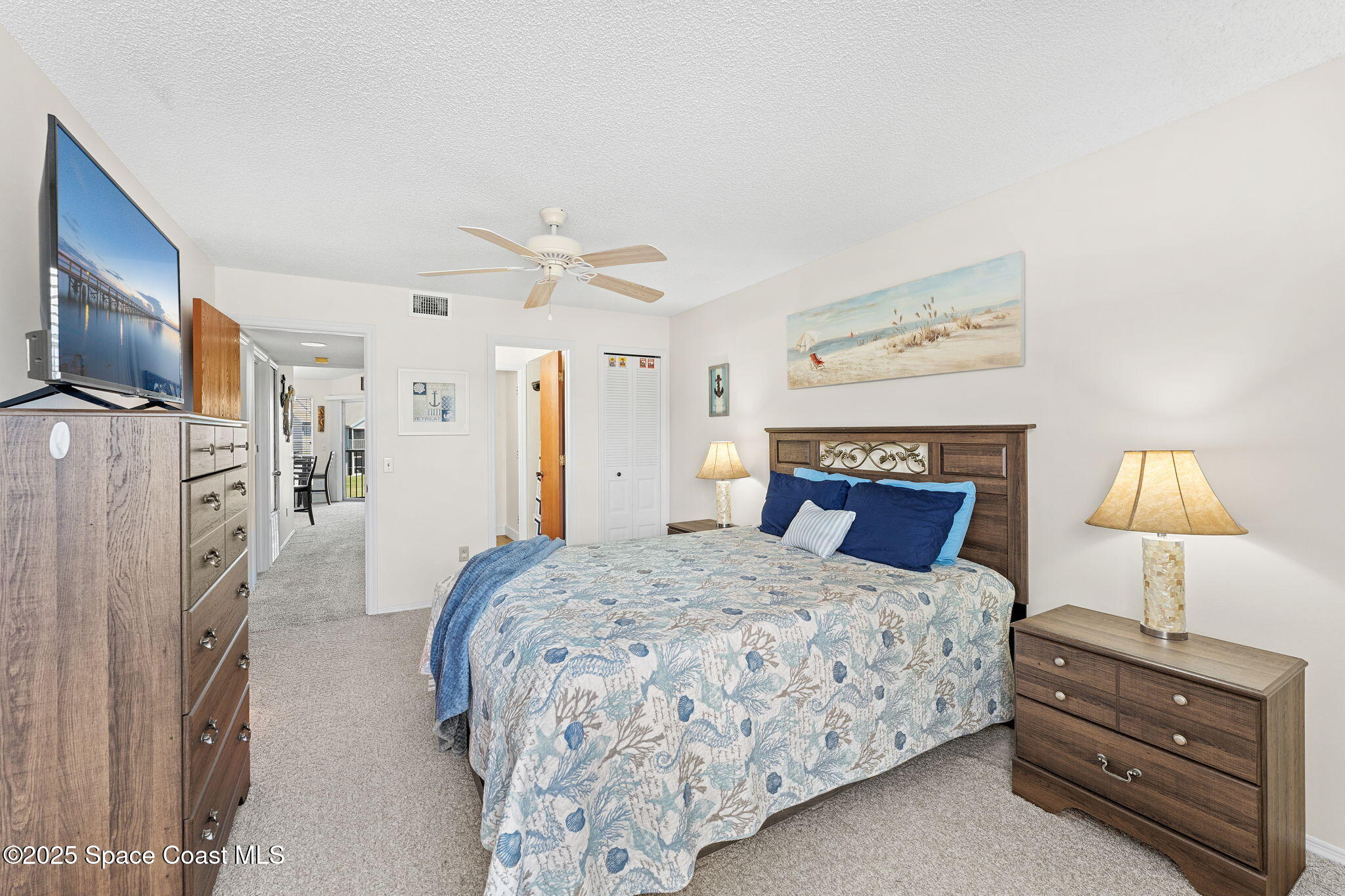 7350 N Highway 1, 201