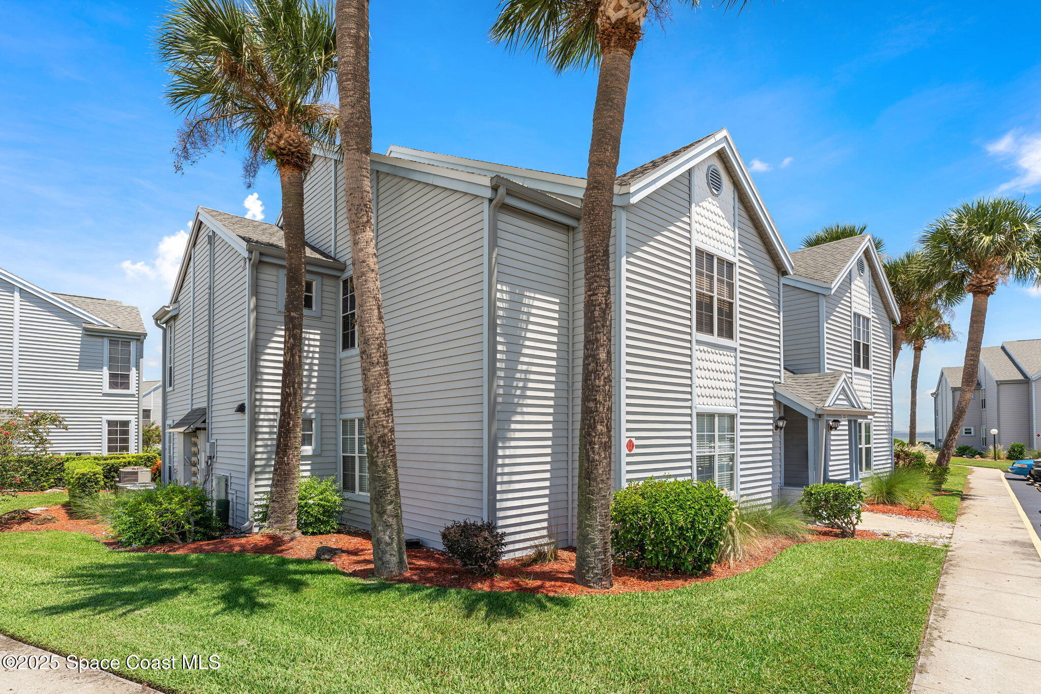 7350 N Highway 1, 201