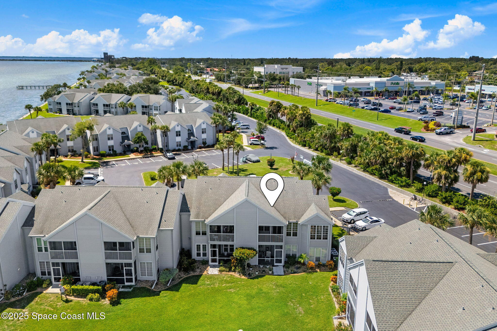 7350 N Highway 1, 201