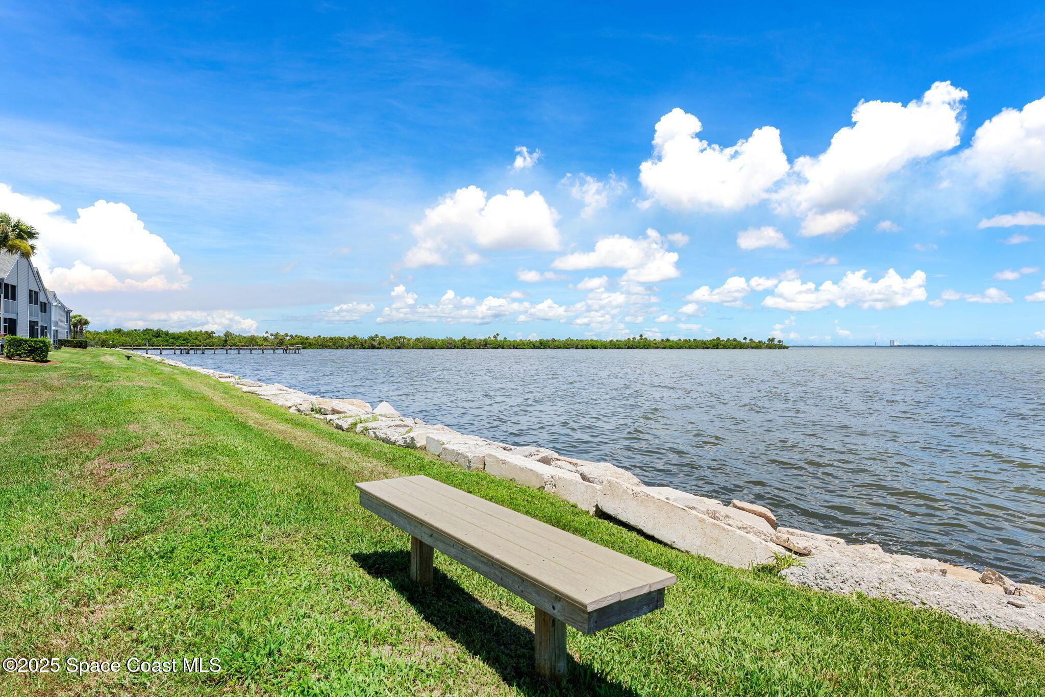 7350 N Highway 1, 201