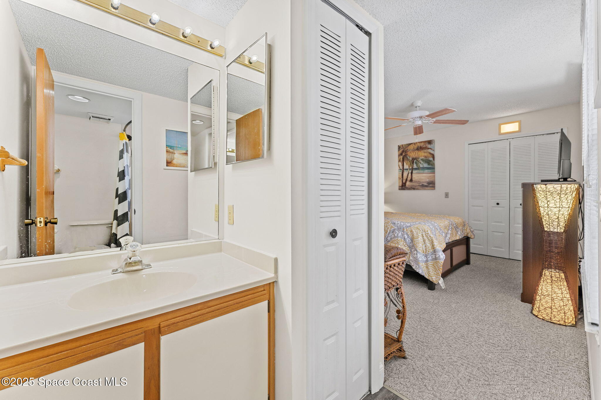 7350 N Highway 1, 201