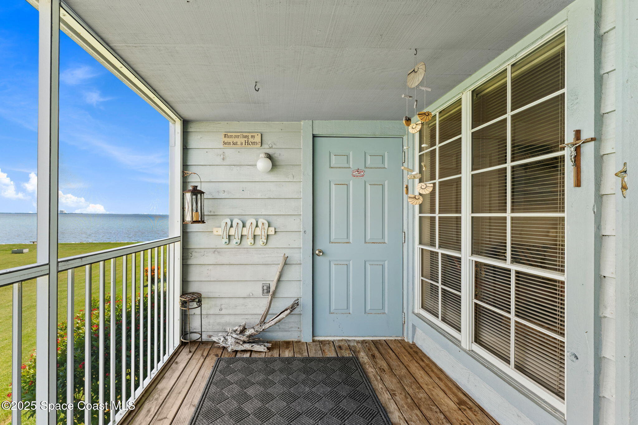 7350 N Highway 1, 201