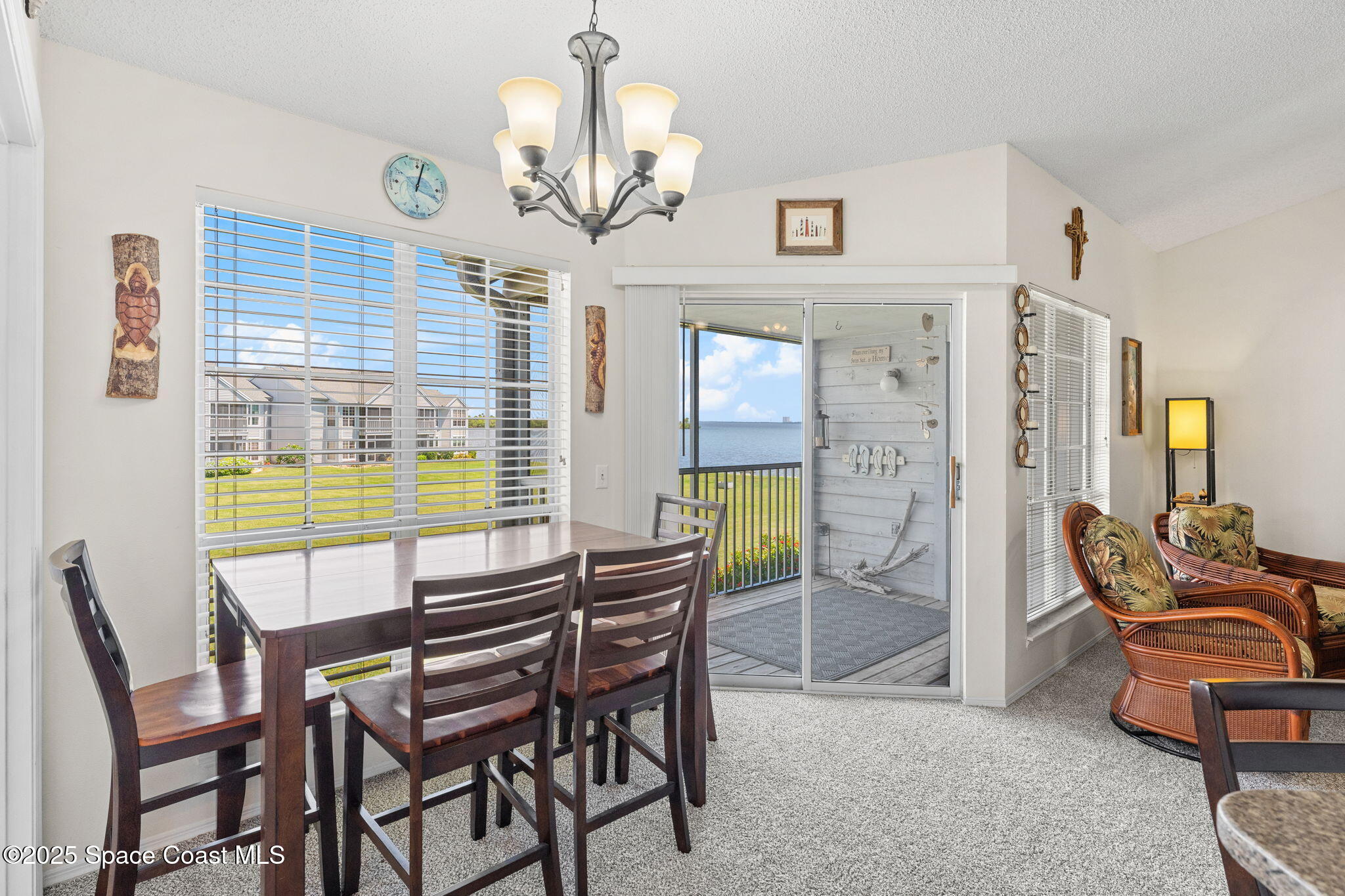 7350 N Highway 1, 201