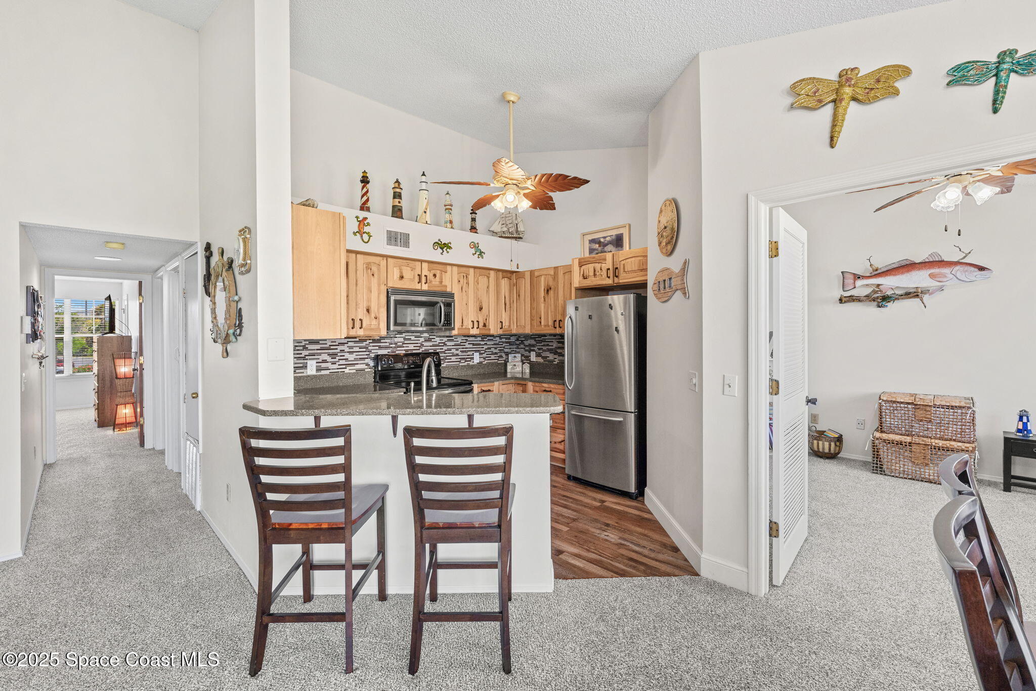 7350 N Highway 1, 201