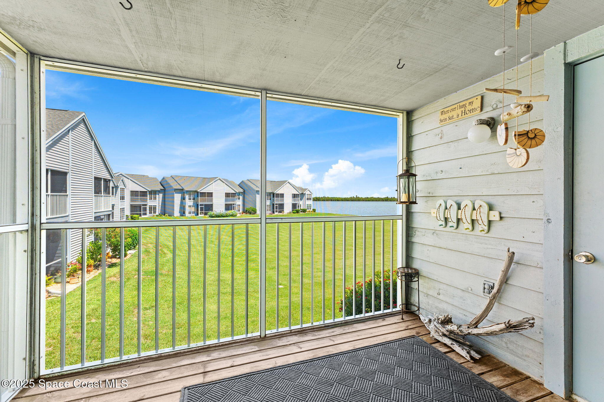 7350 N Highway 1, 201