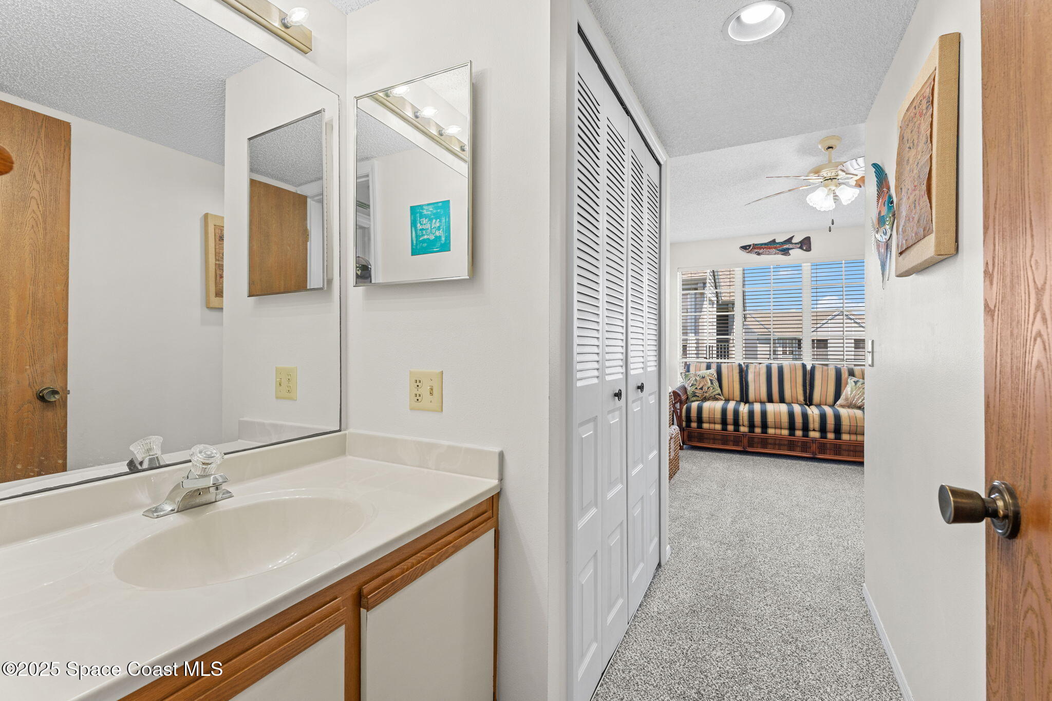 7350 N Highway 1, 201