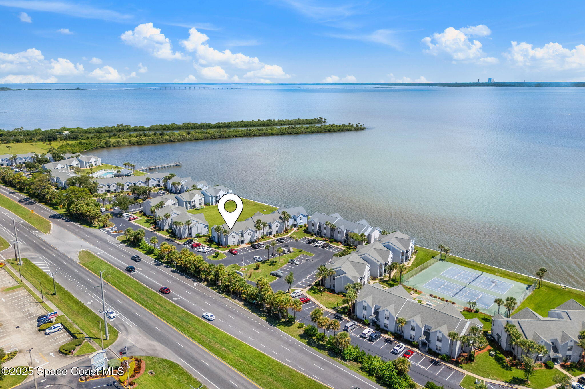 7350 N Highway 1, 201