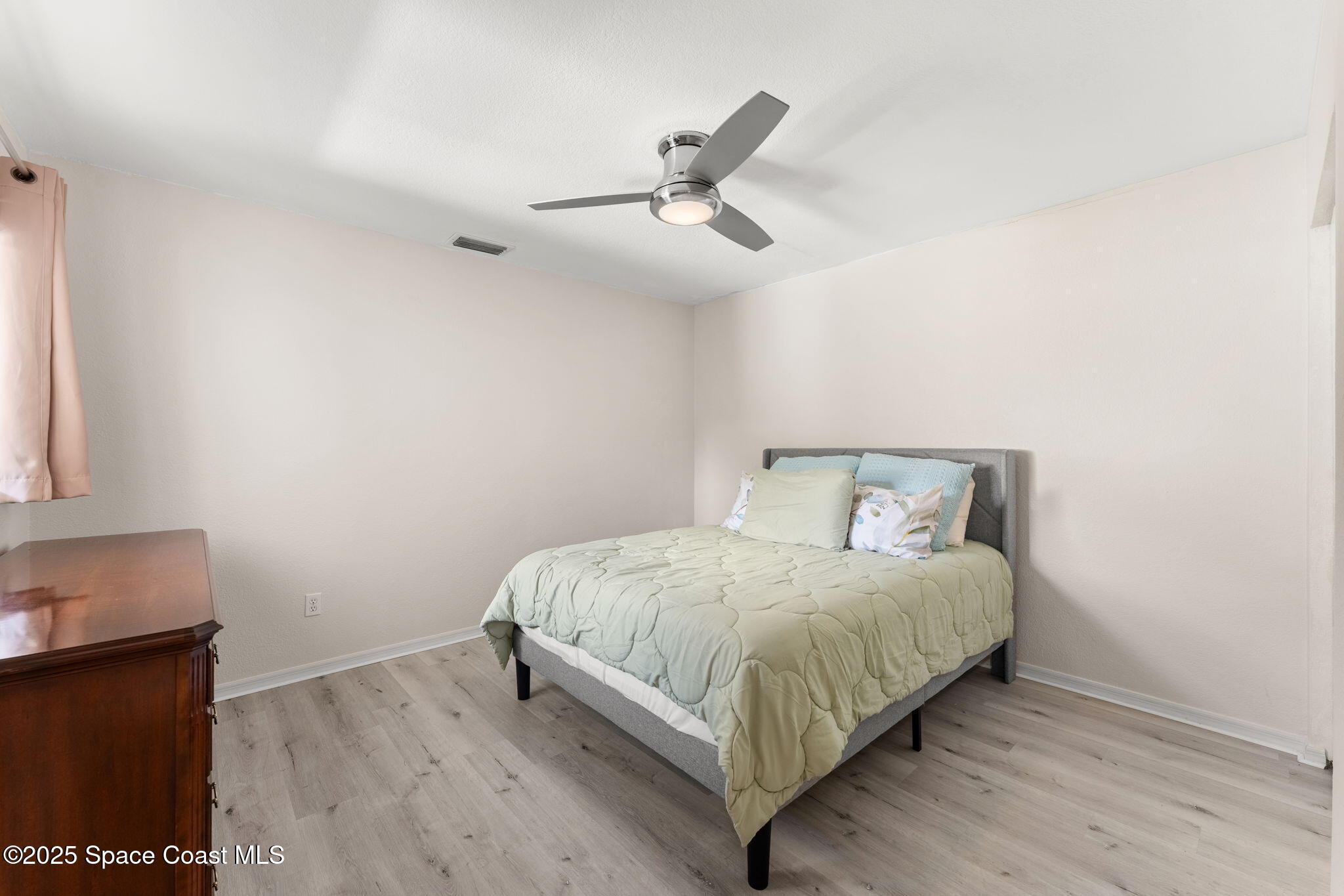 129 Seawind Drive, 25