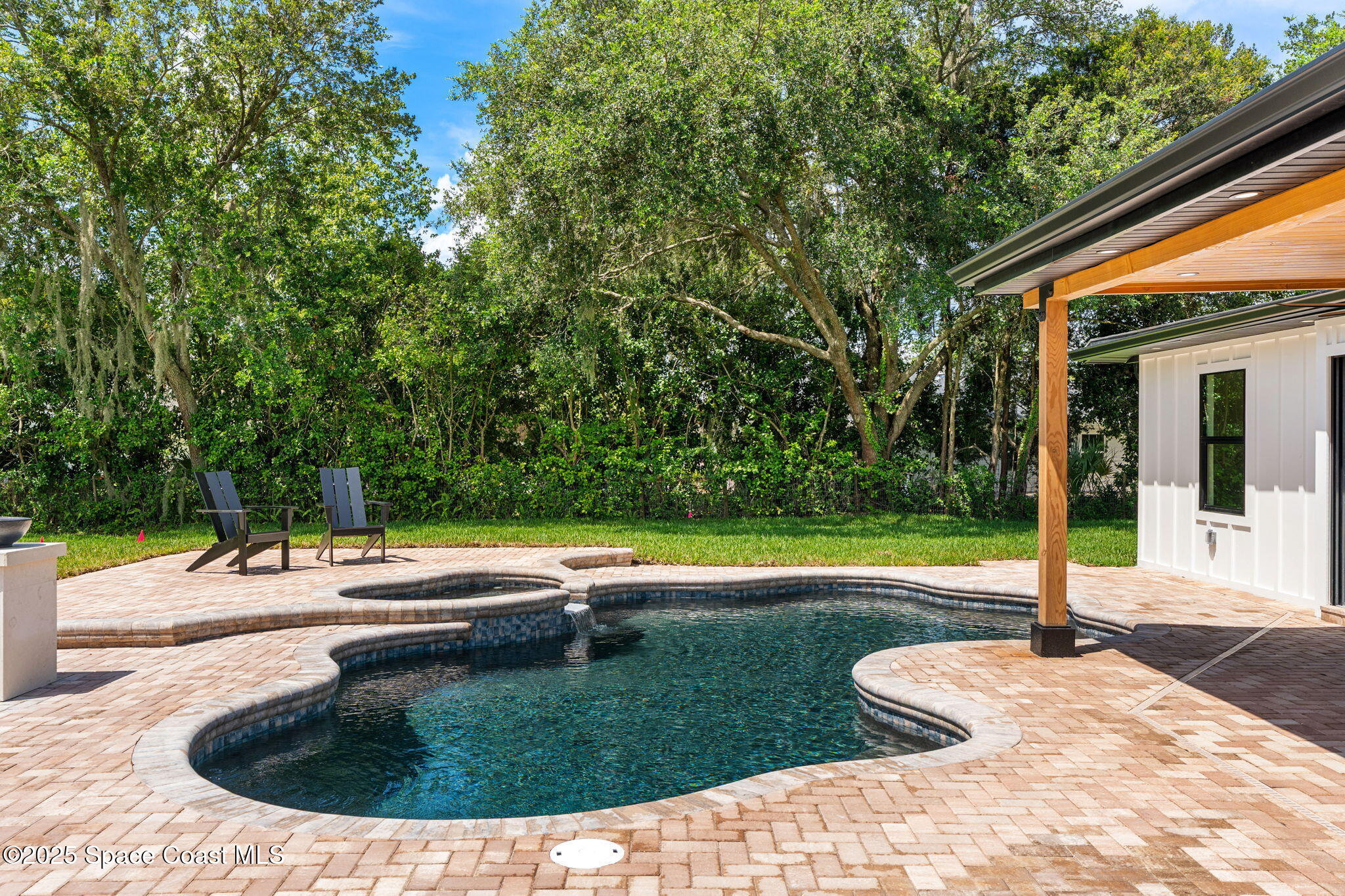 4313 Country Road