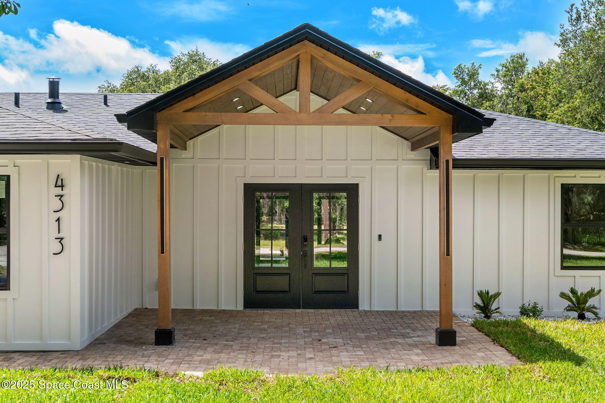 4313 Country Road