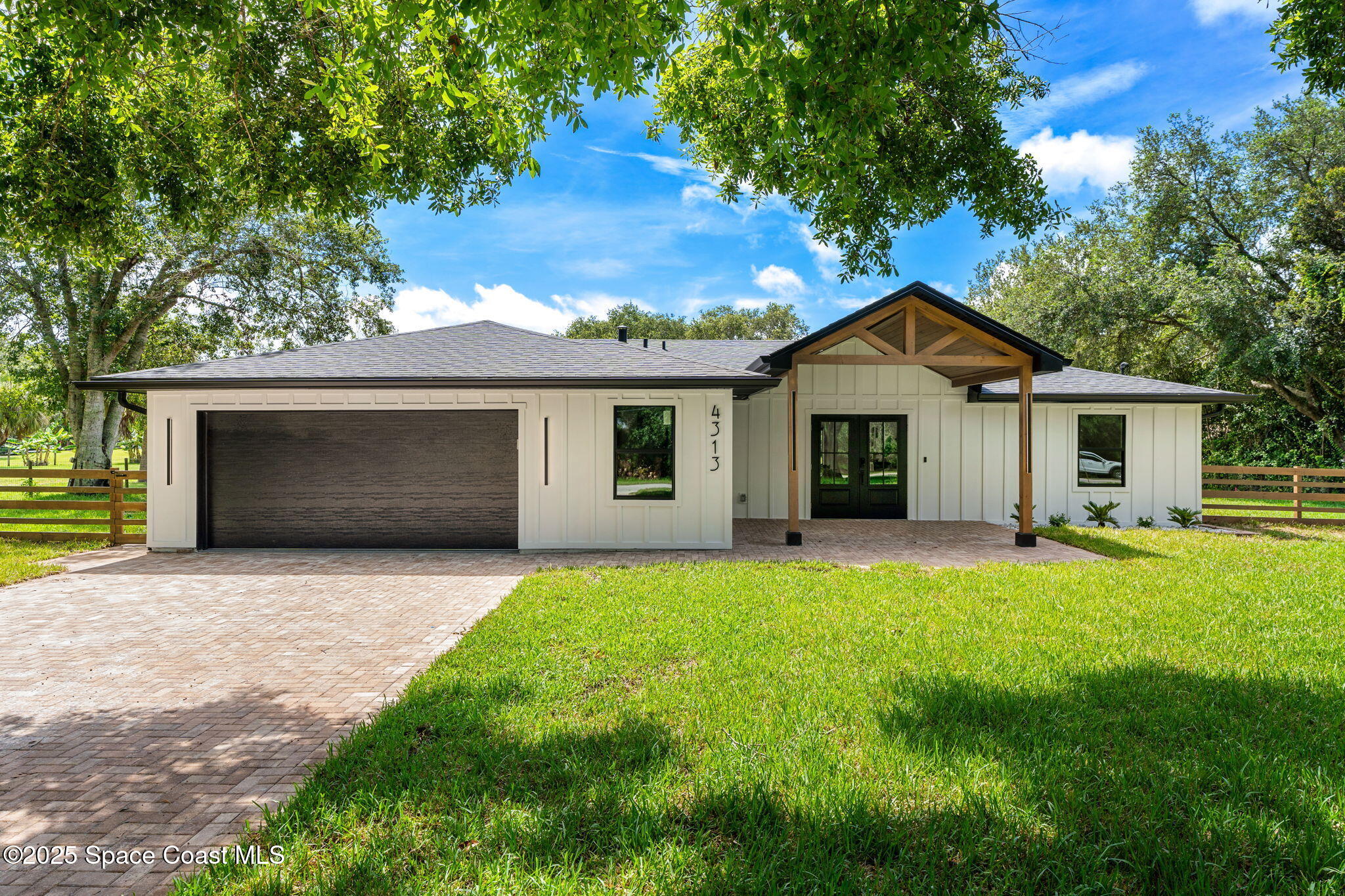 4313 Country Road