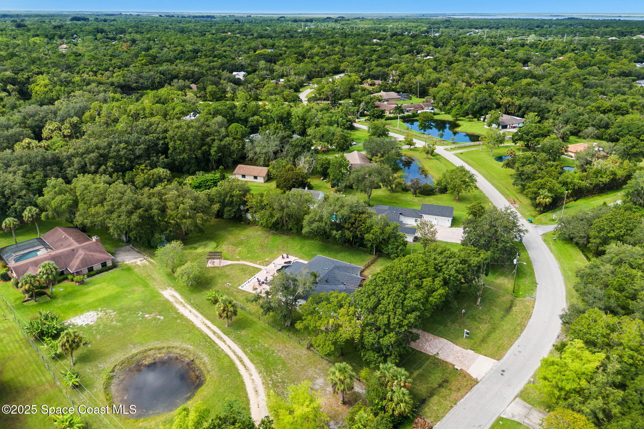 4313 Country Road