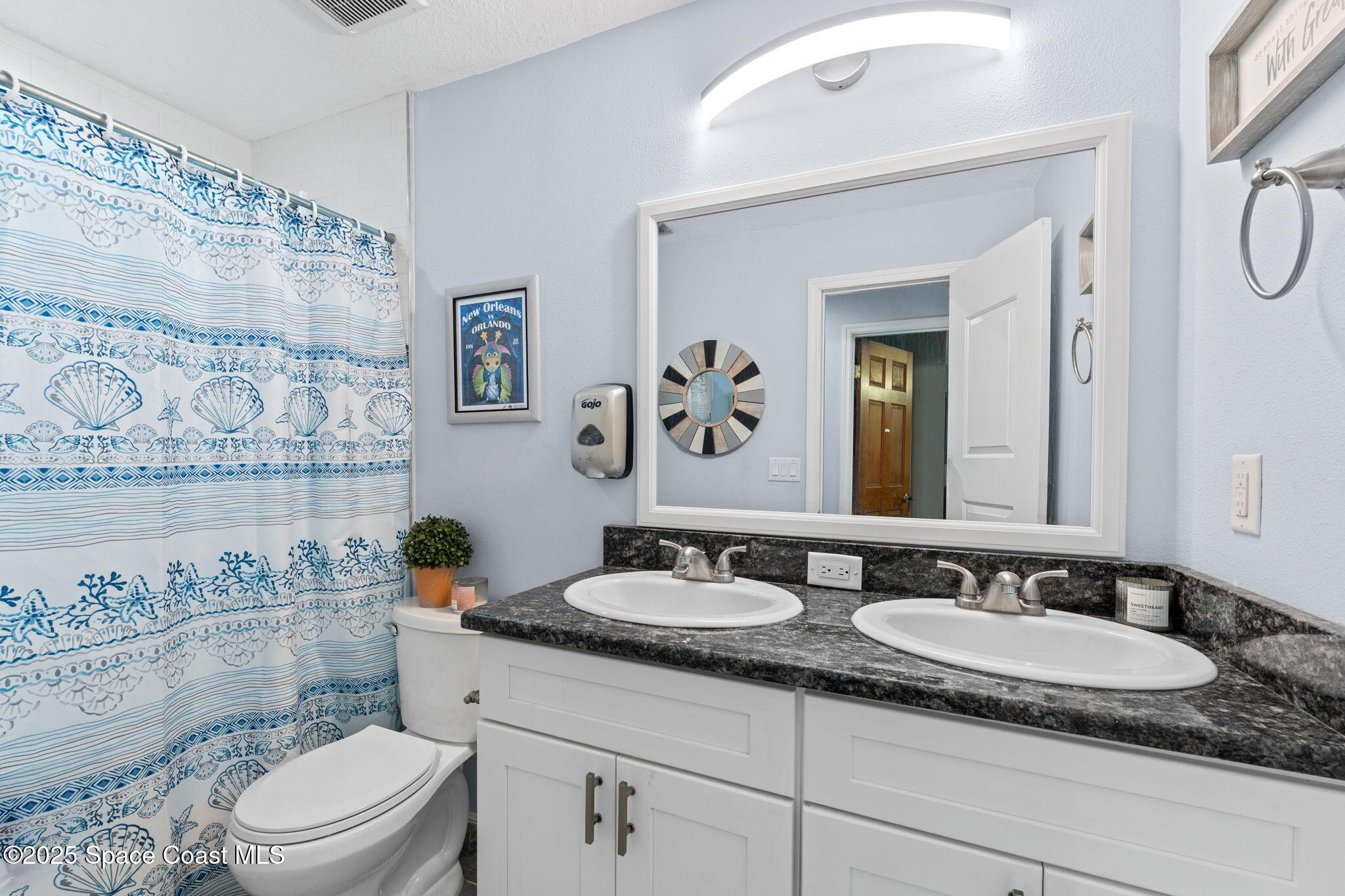 285 Coral Way W
