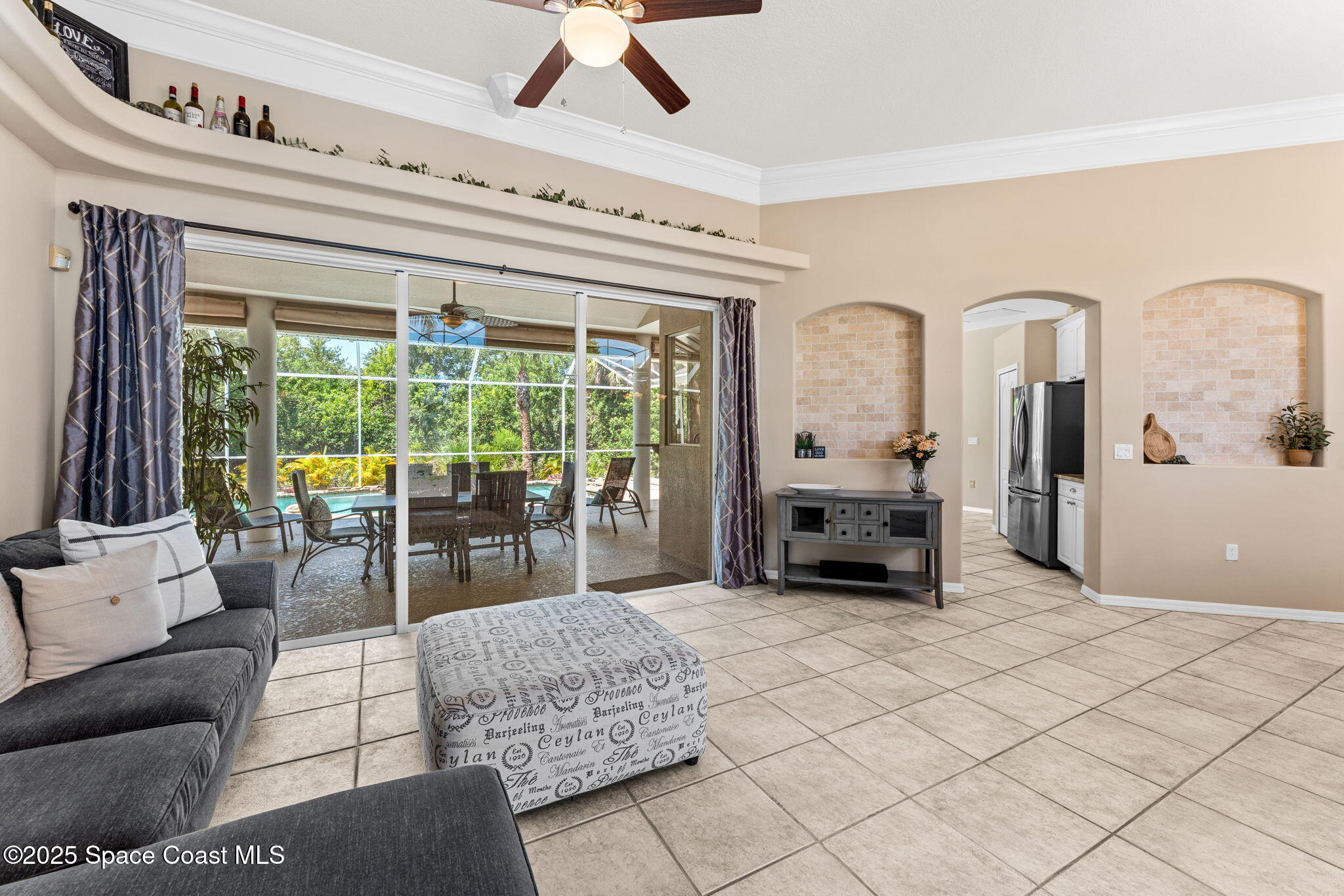 1046 Worthington Spring Drive