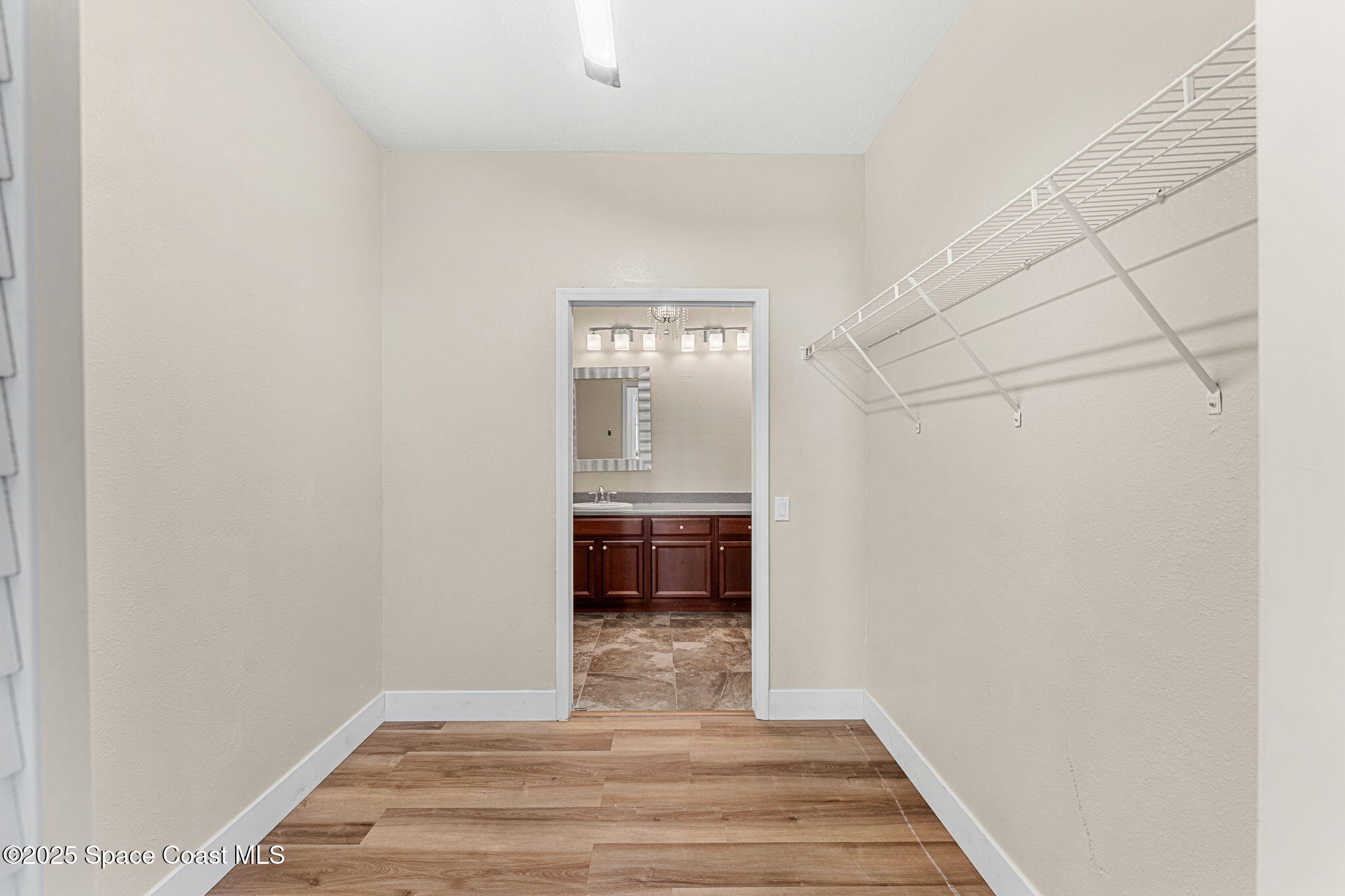 48 Harbor Circle