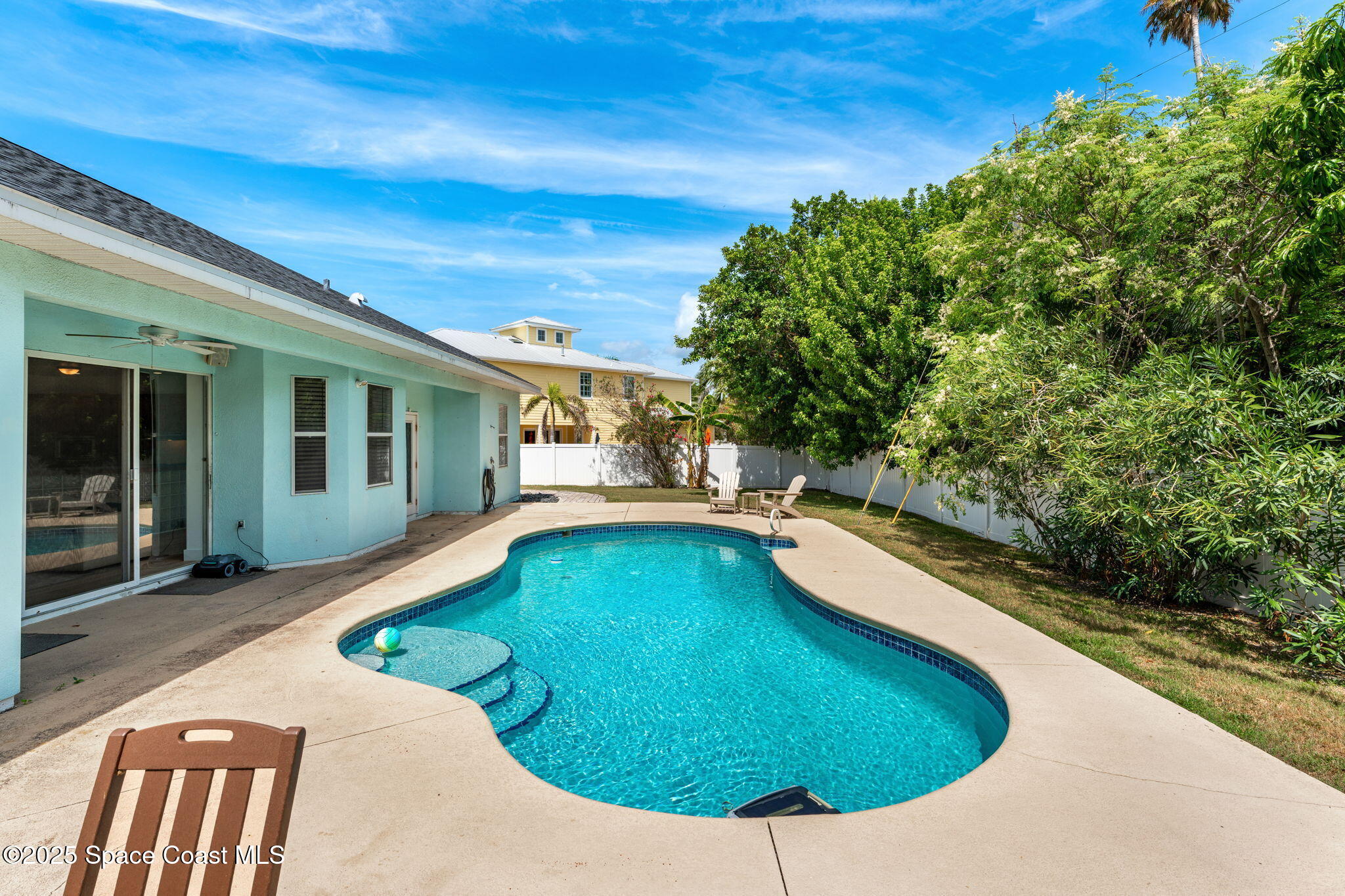 48 Harbor Circle