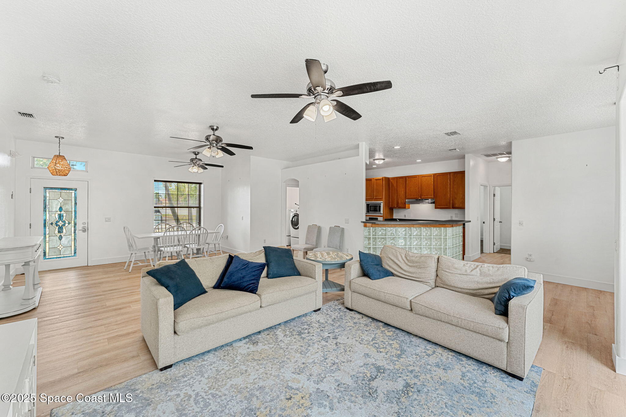 48 Harbor Circle